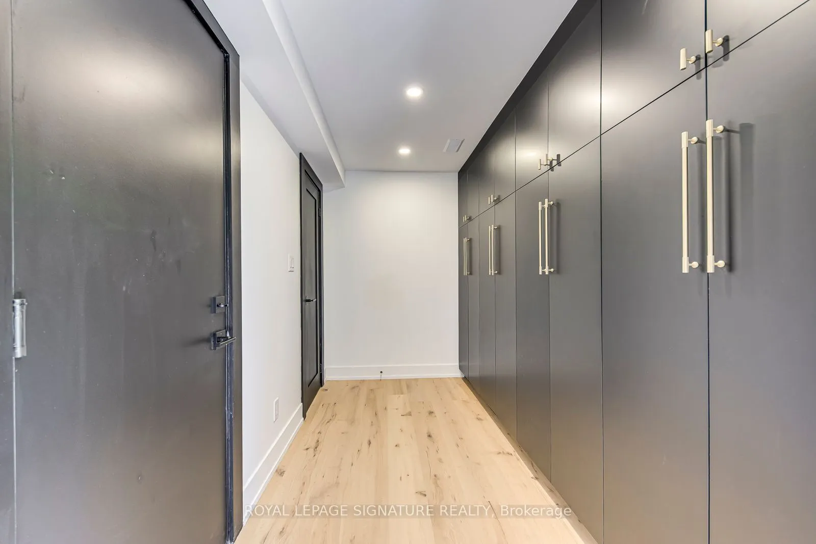 11024 Trafalgar Road