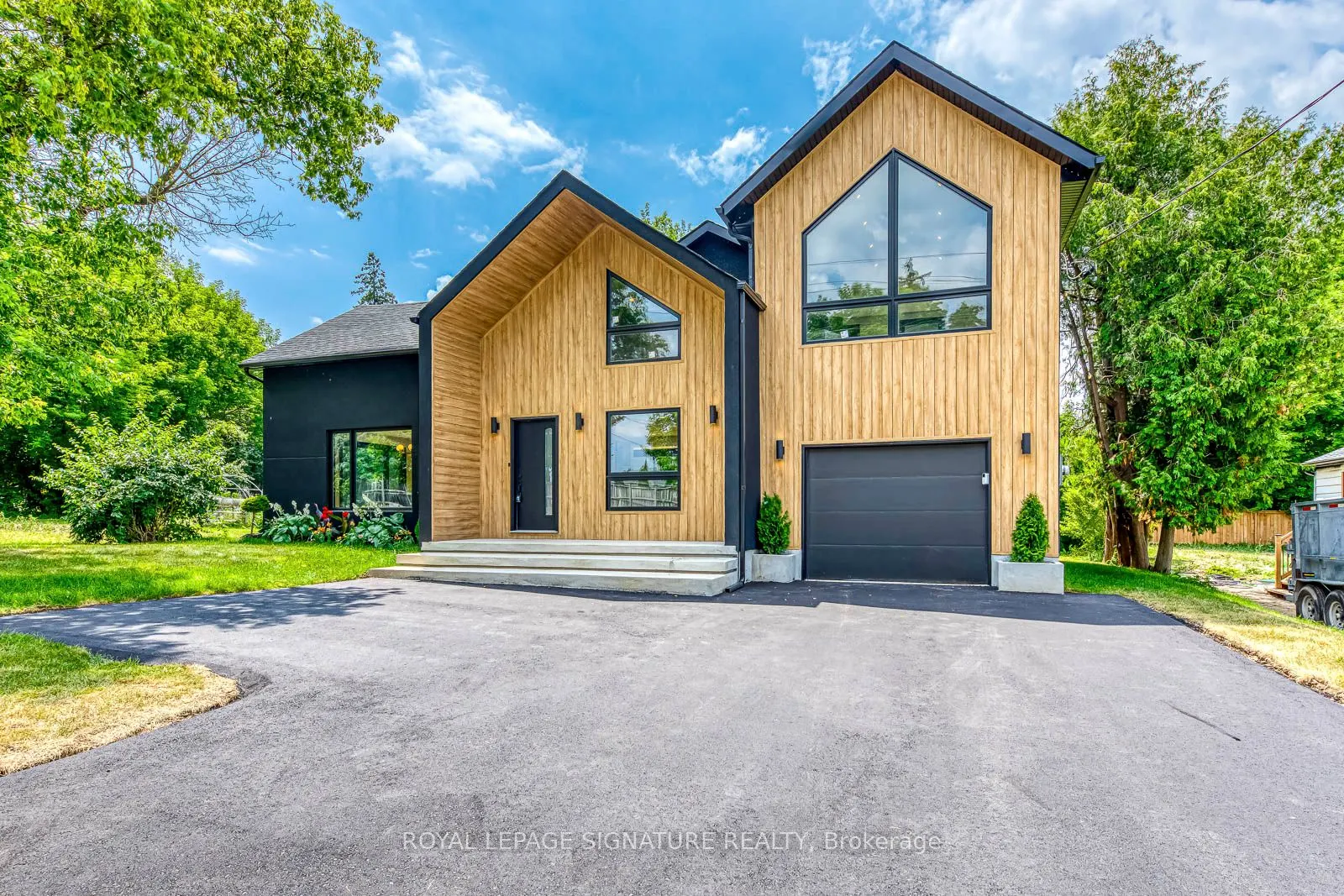 11024 Trafalgar Road