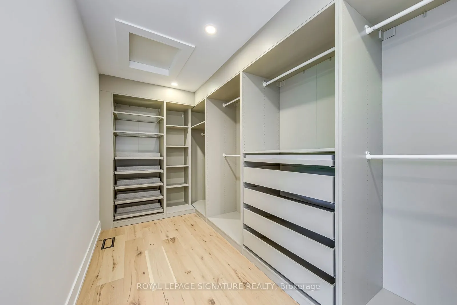 11024 Trafalgar Road