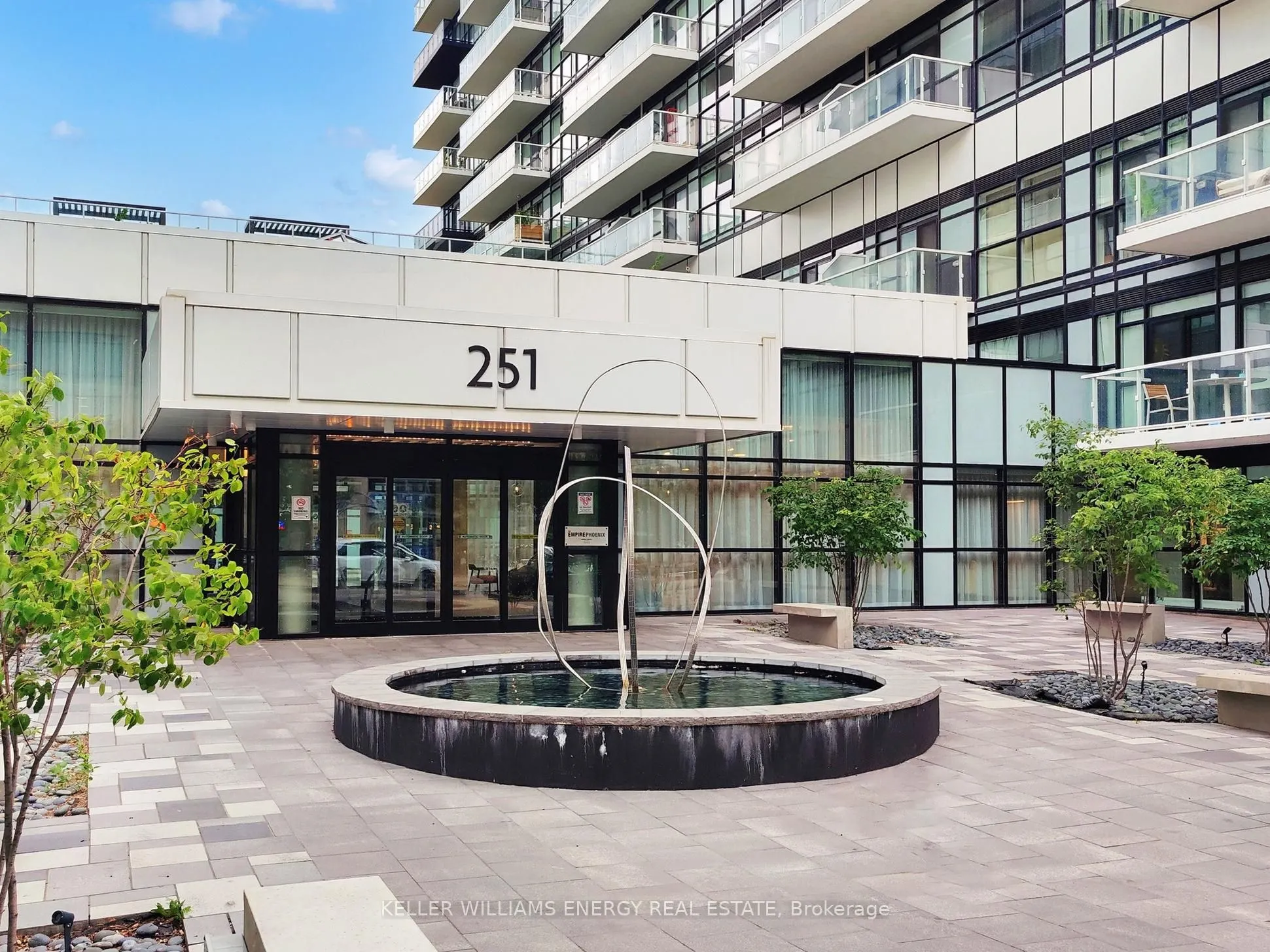251 Manitoba Street, #1021