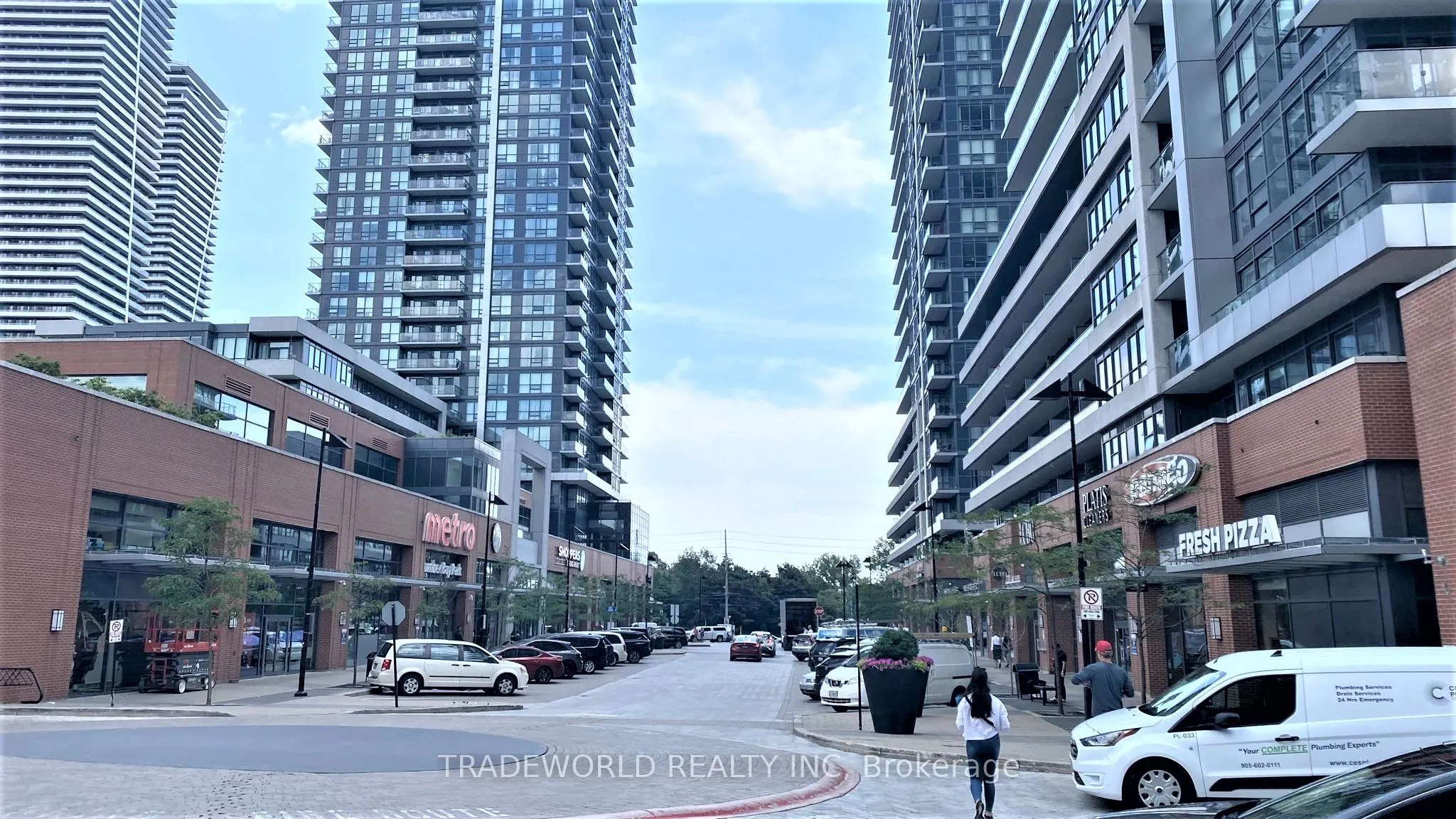 2220 Lake Shore Boulevard W, #Th01