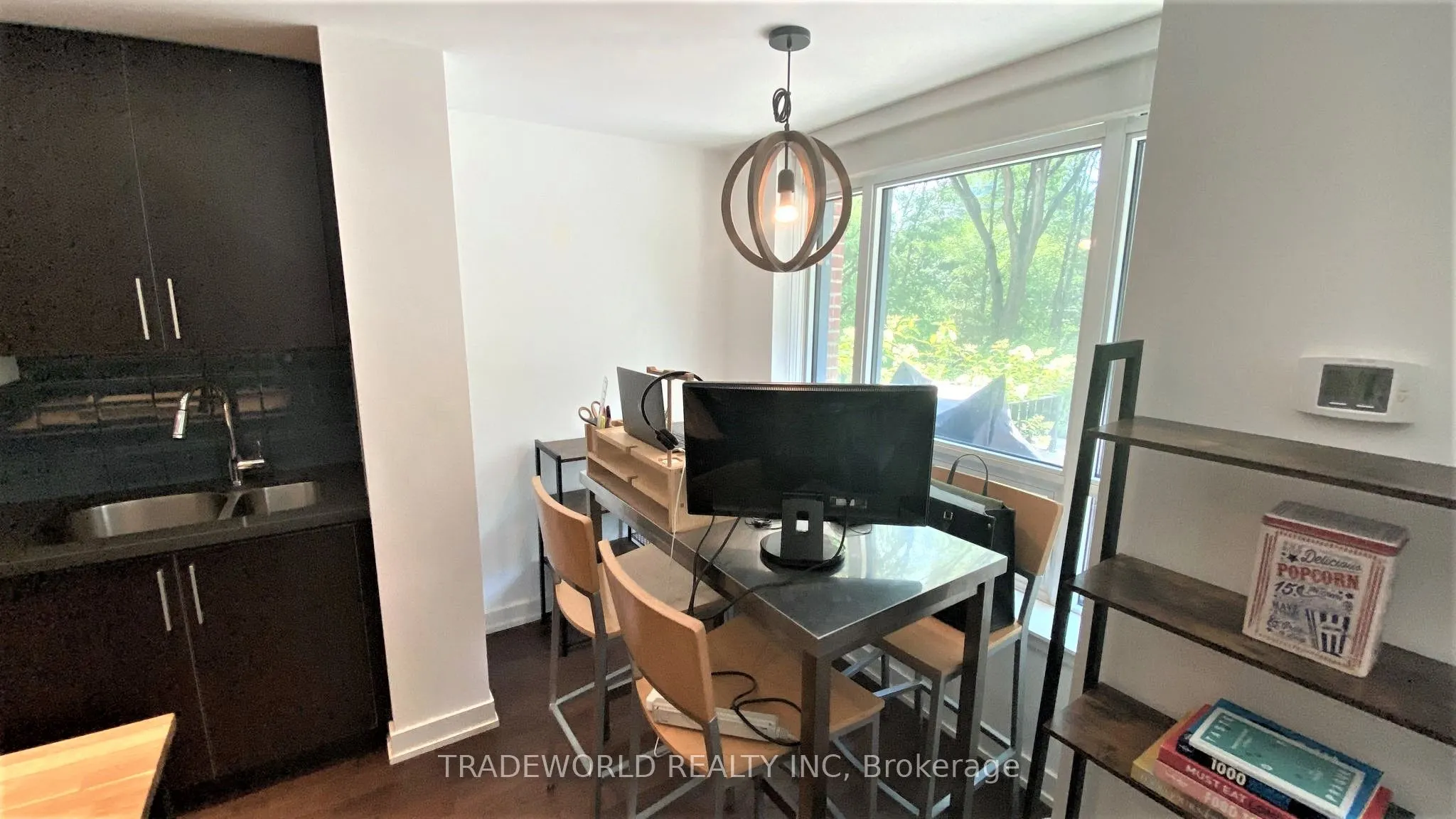 2220 Lake Shore Boulevard W, #Th01