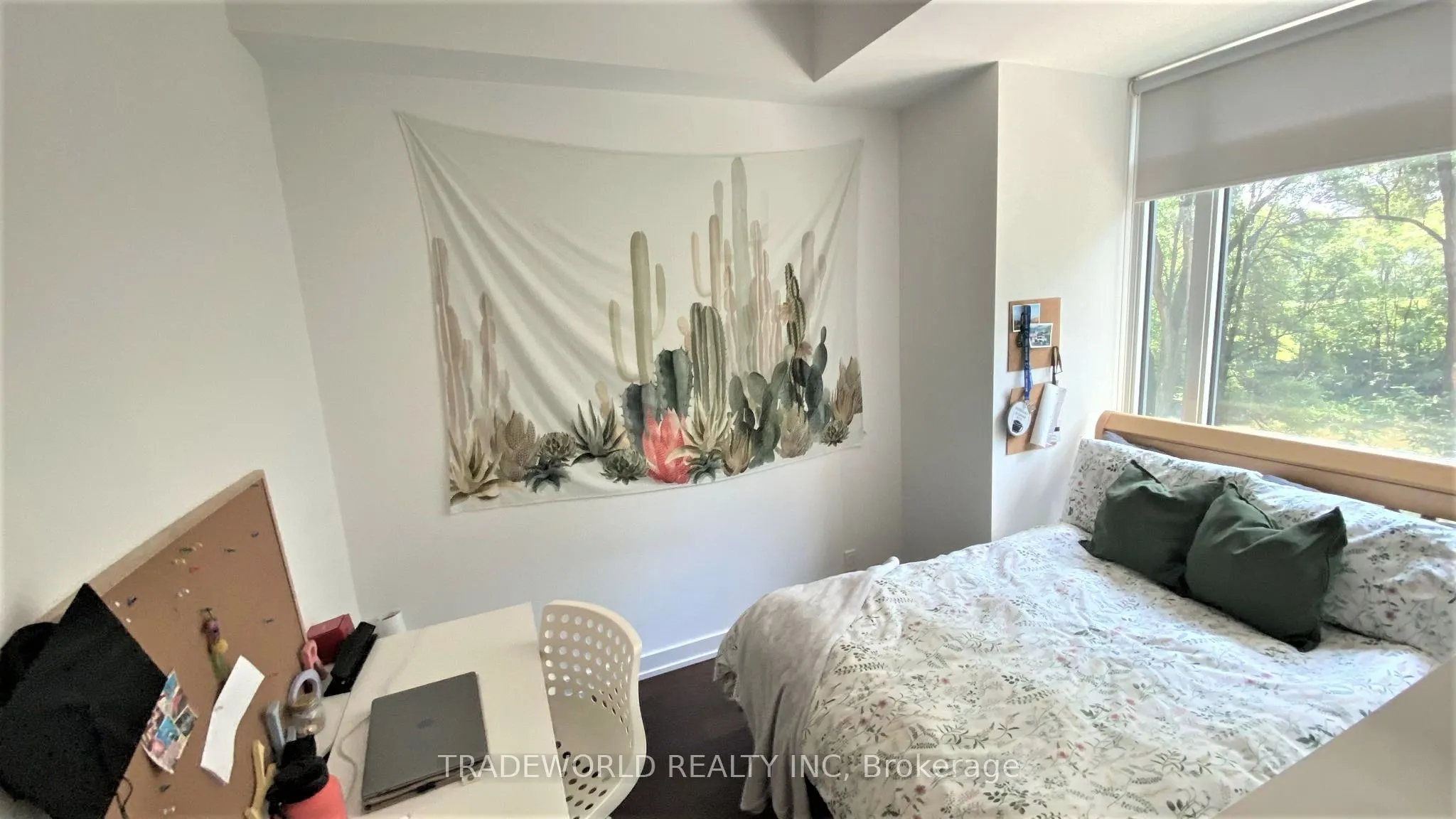2220 Lake Shore Boulevard W, #Th01
