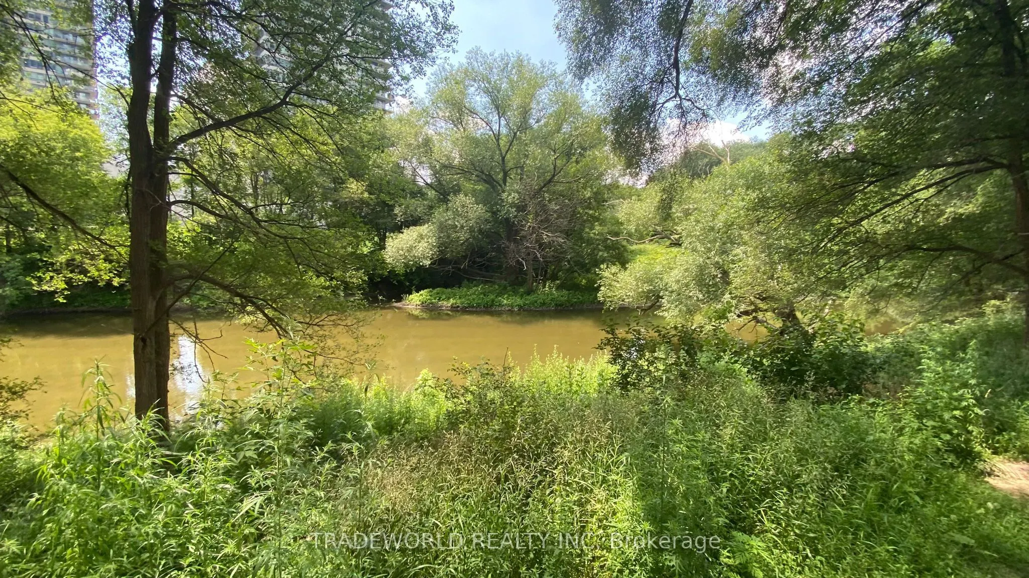 2220 Lake Shore Boulevard W, #Th01