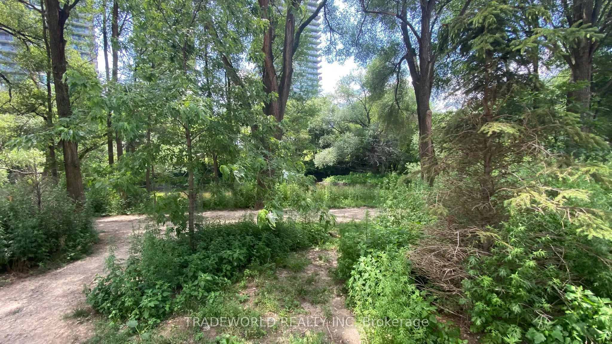 2220 Lake Shore Boulevard W, #Th01
