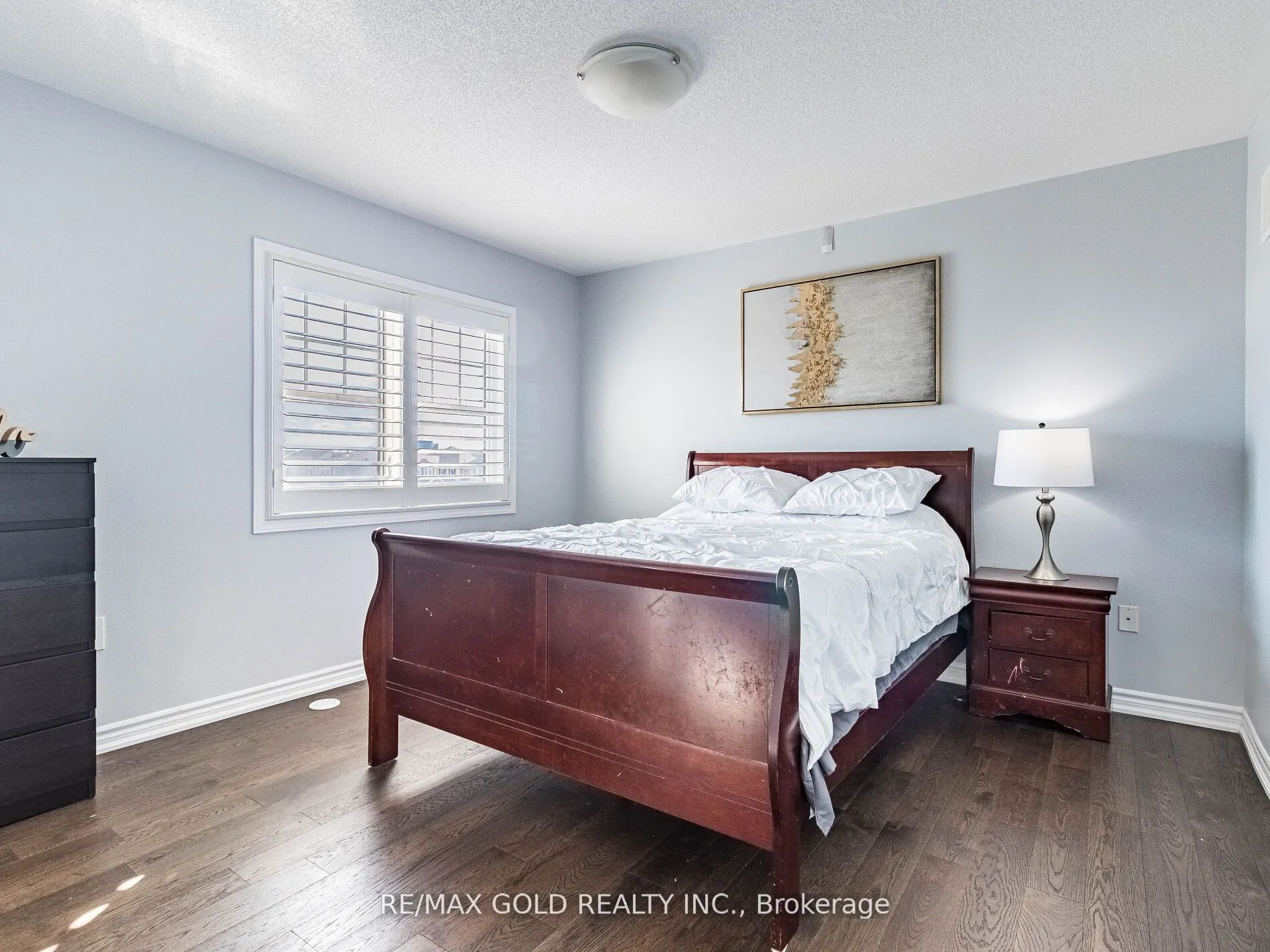 98 Bannister Crescent