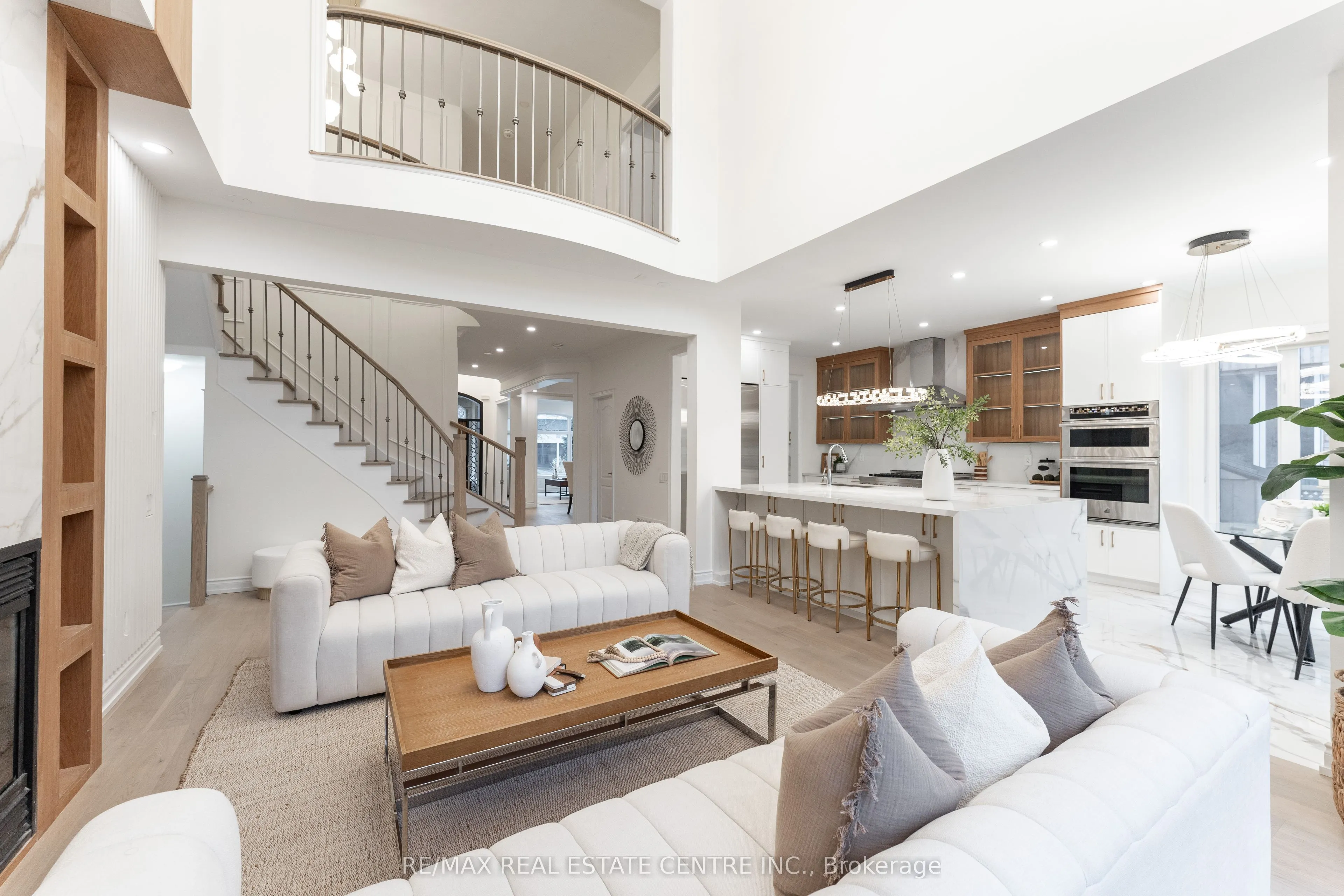 3352 Petrie Way