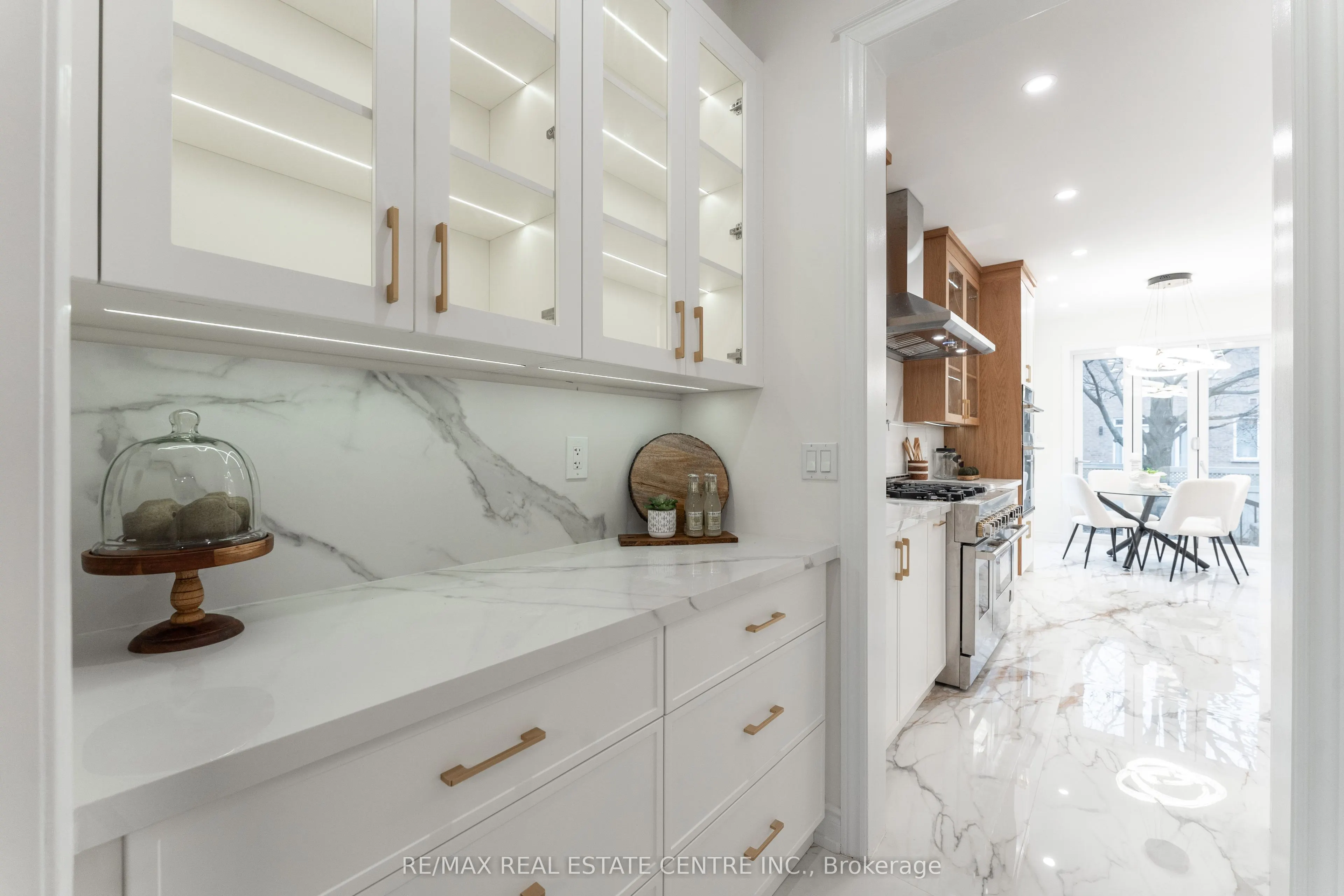3352 Petrie Way