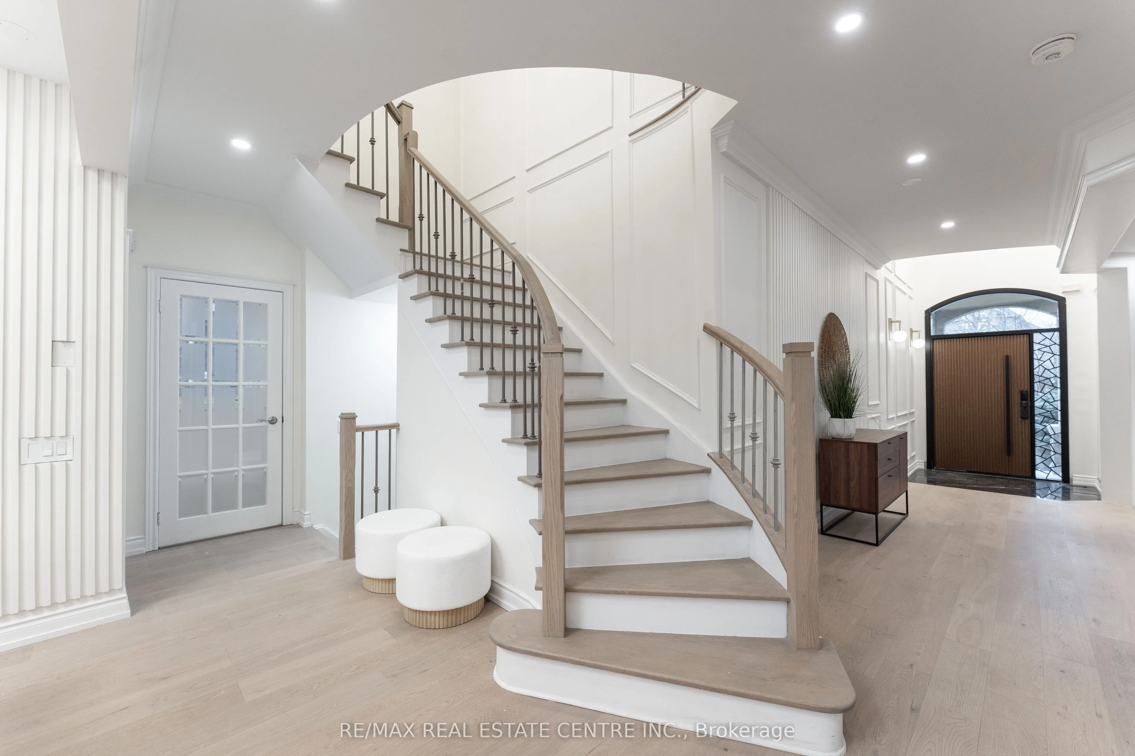 3352 Petrie Way
