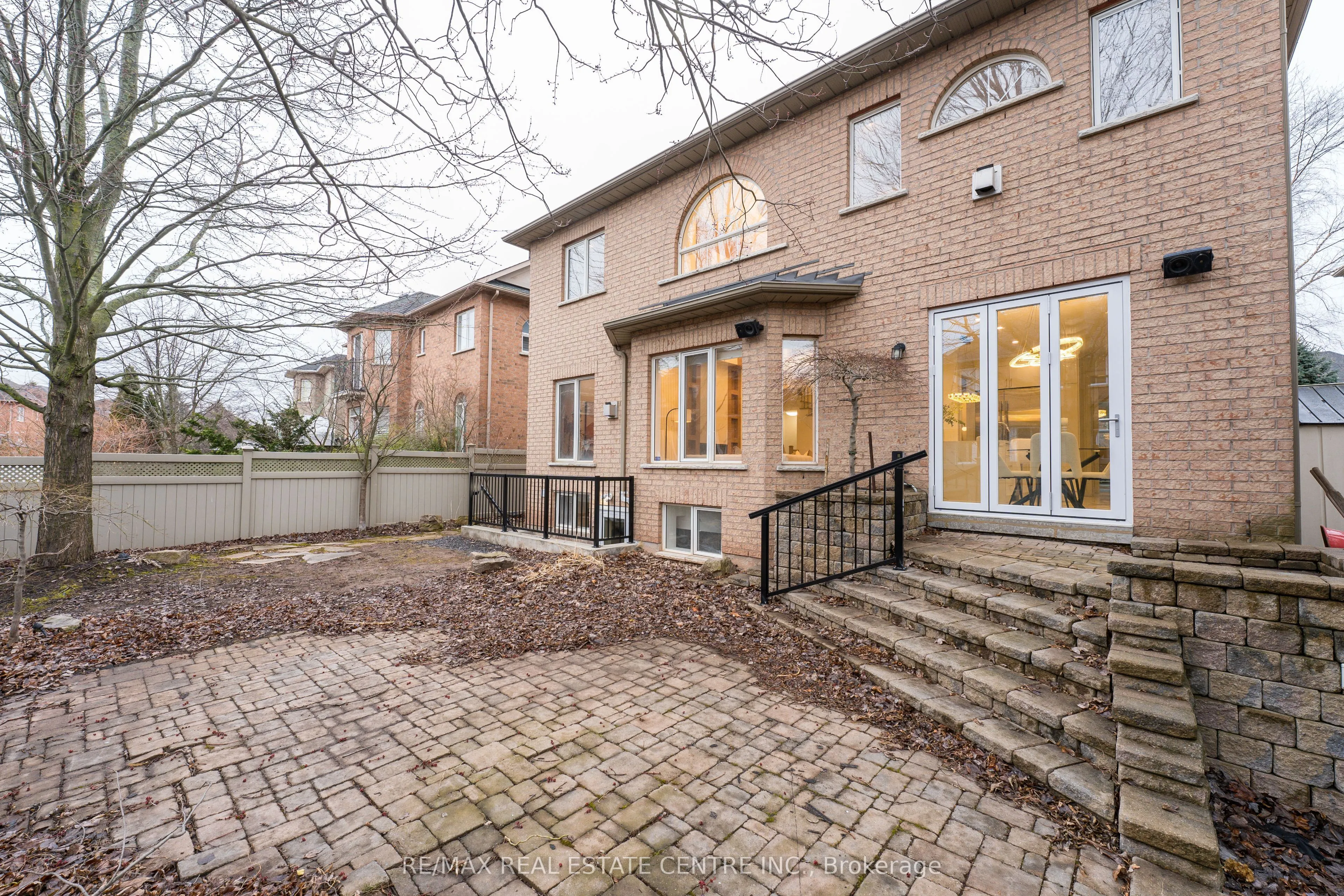 3352 Petrie Way