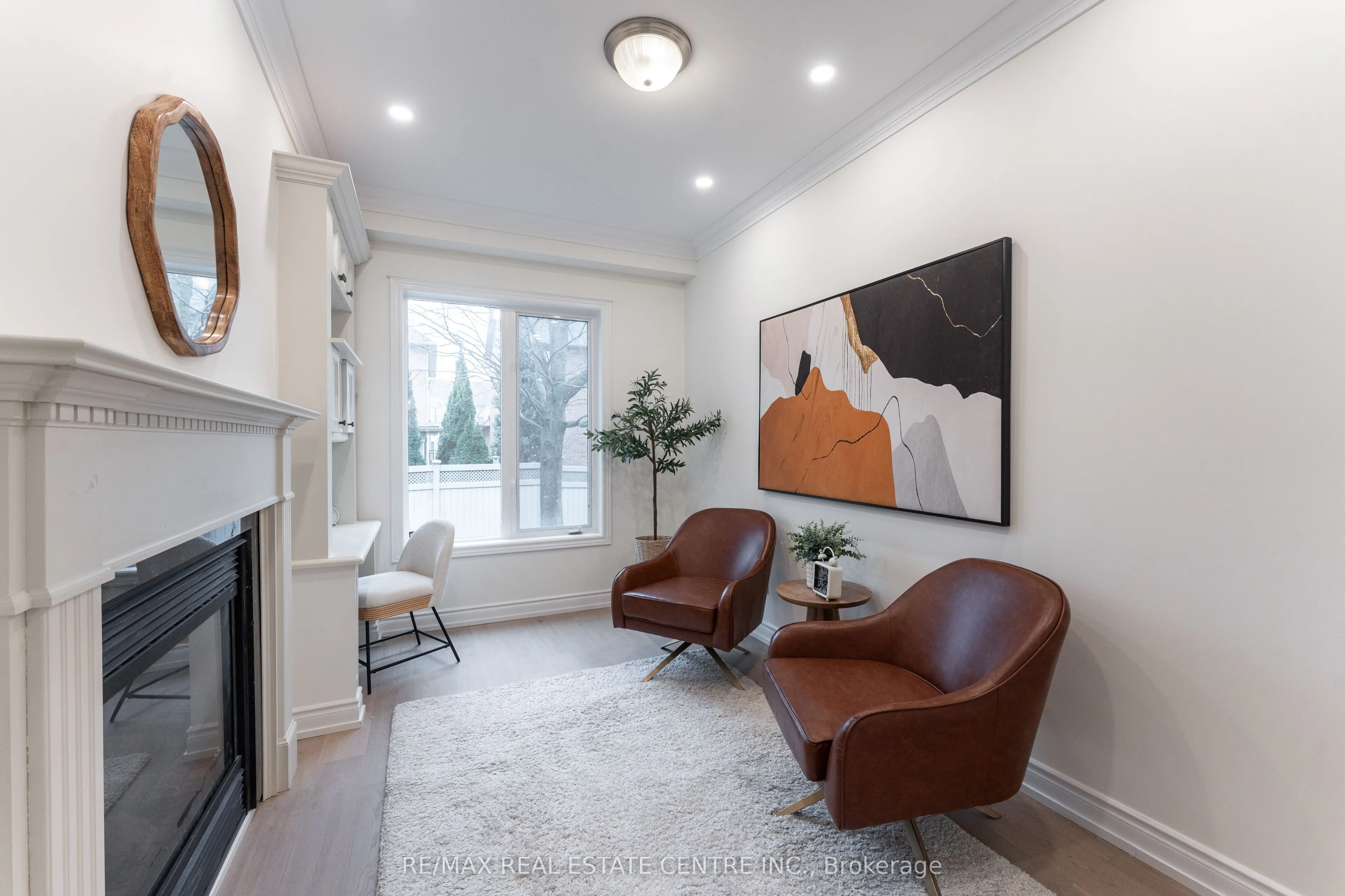 3352 Petrie Way