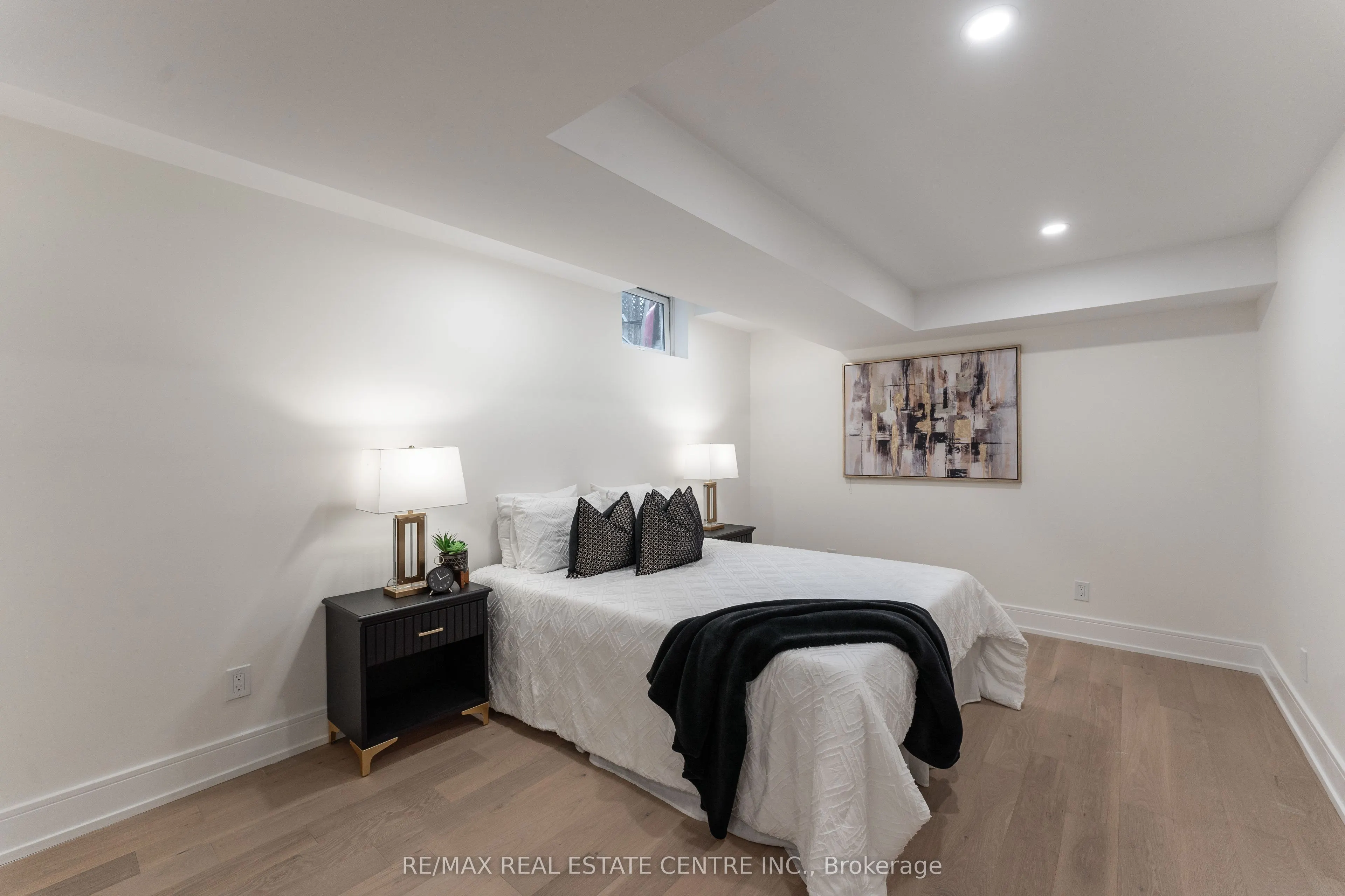 3352 Petrie Way
