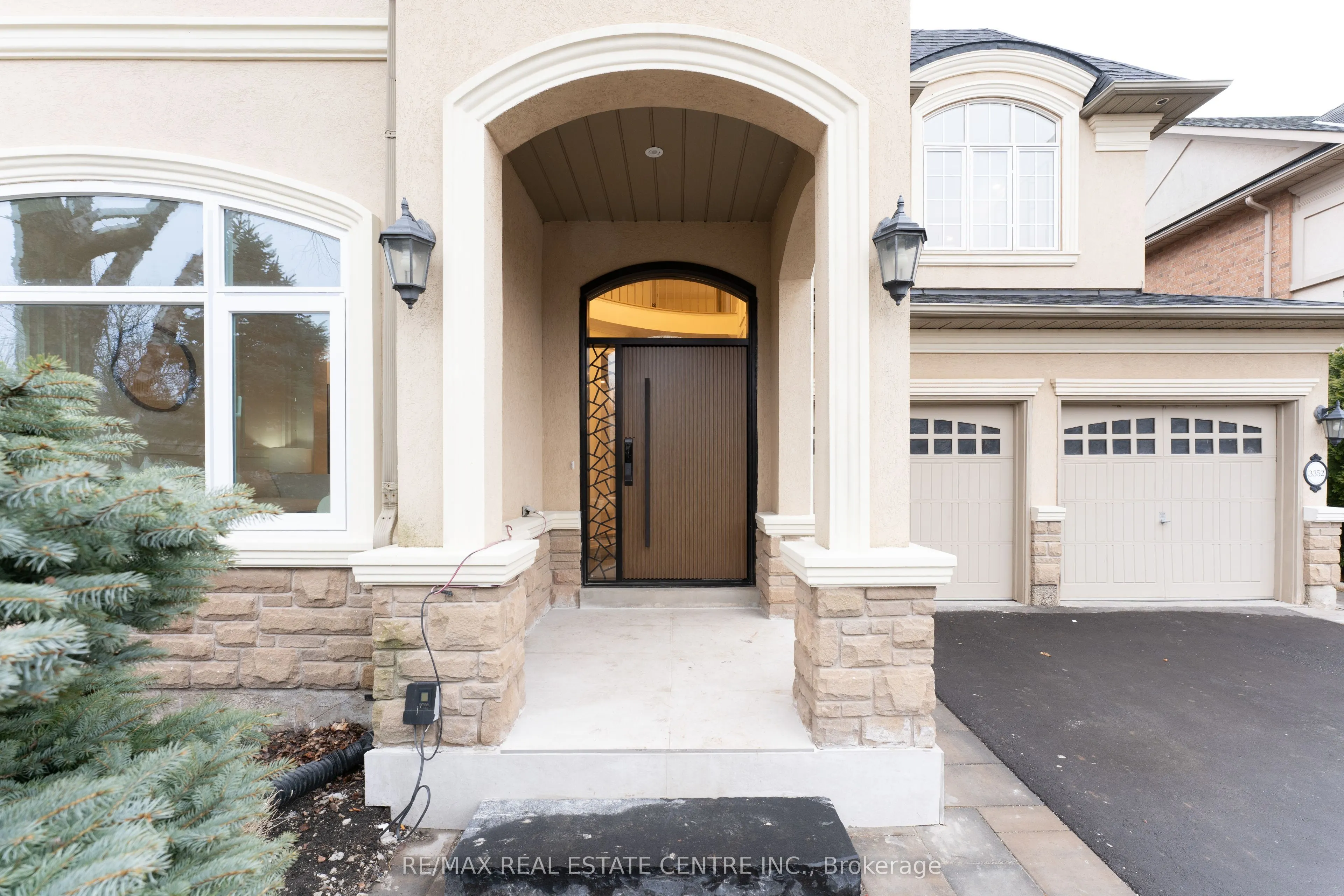 3352 Petrie Way