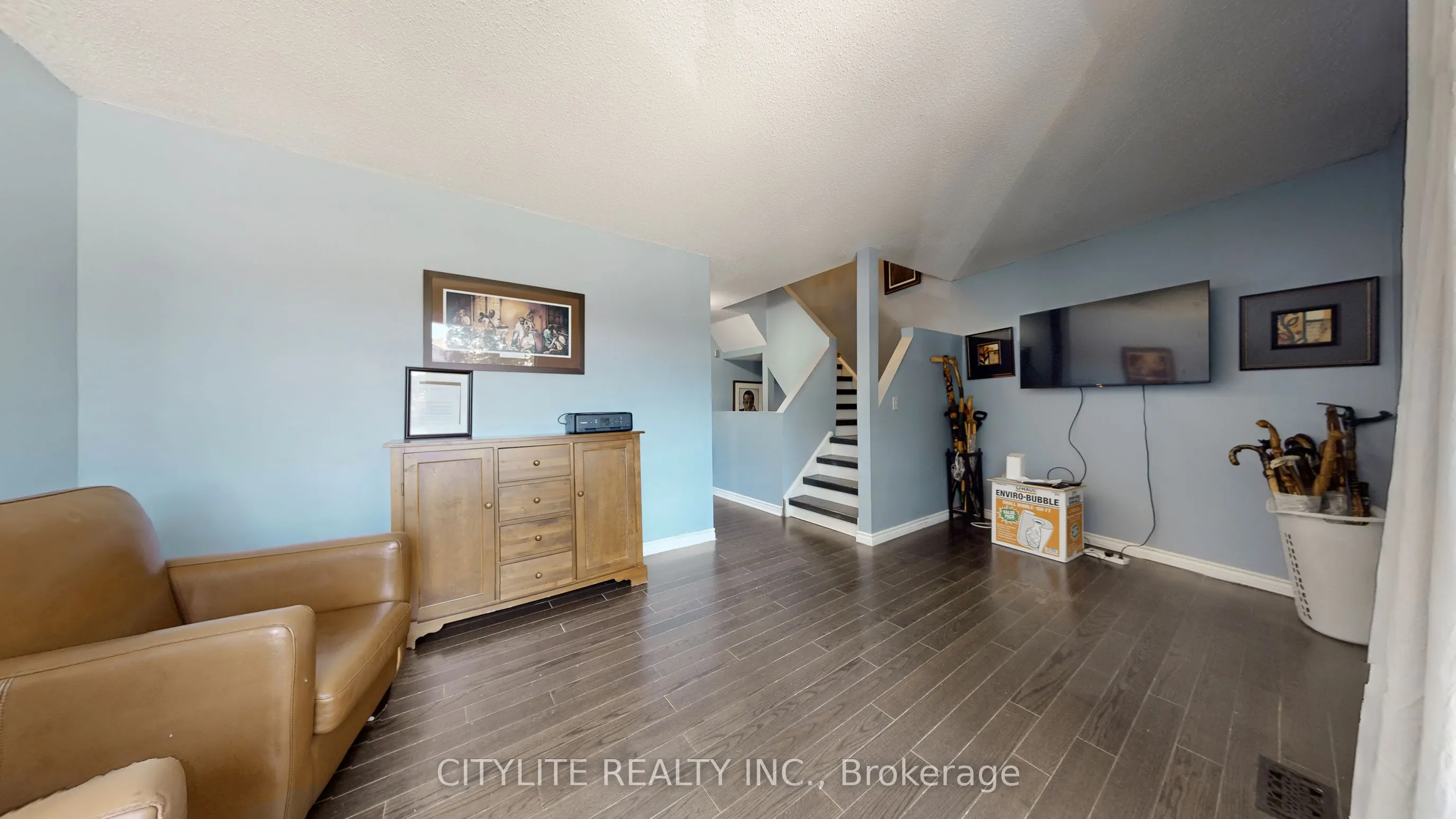 46 Ashton Crescent, #46