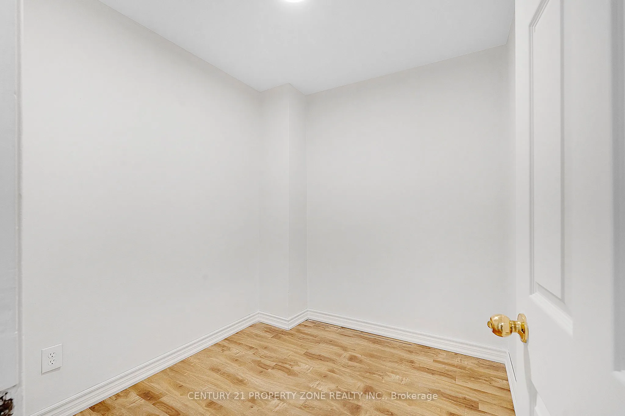 3387 Kelowna Court