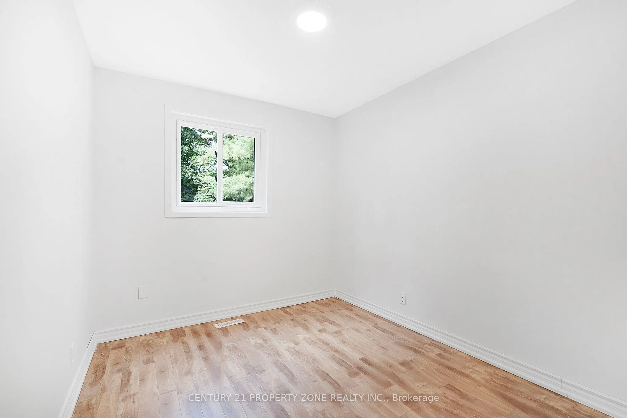3387 Kelowna Court