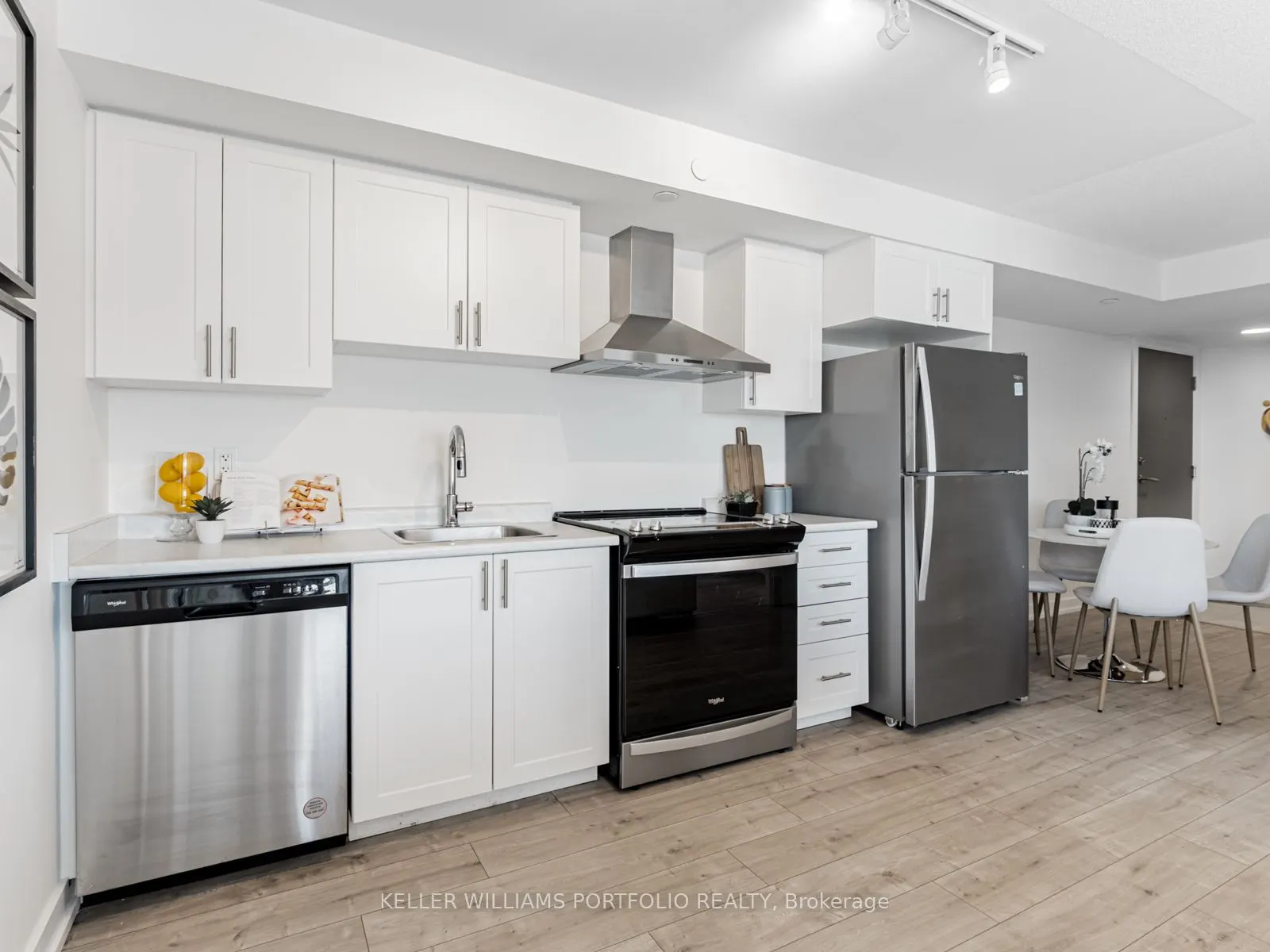 10 Wilby Crescent, #407