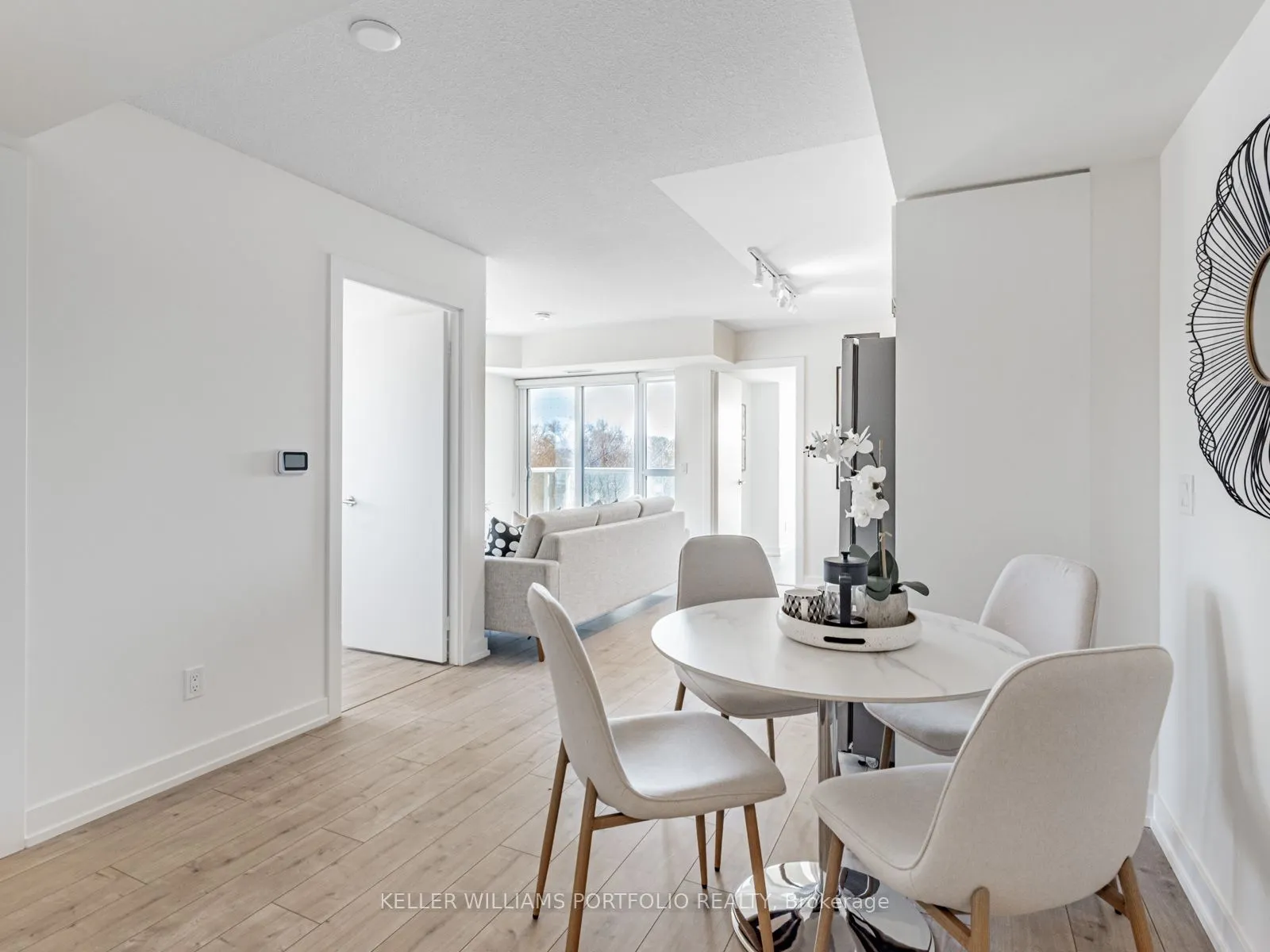 10 Wilby Crescent, #407