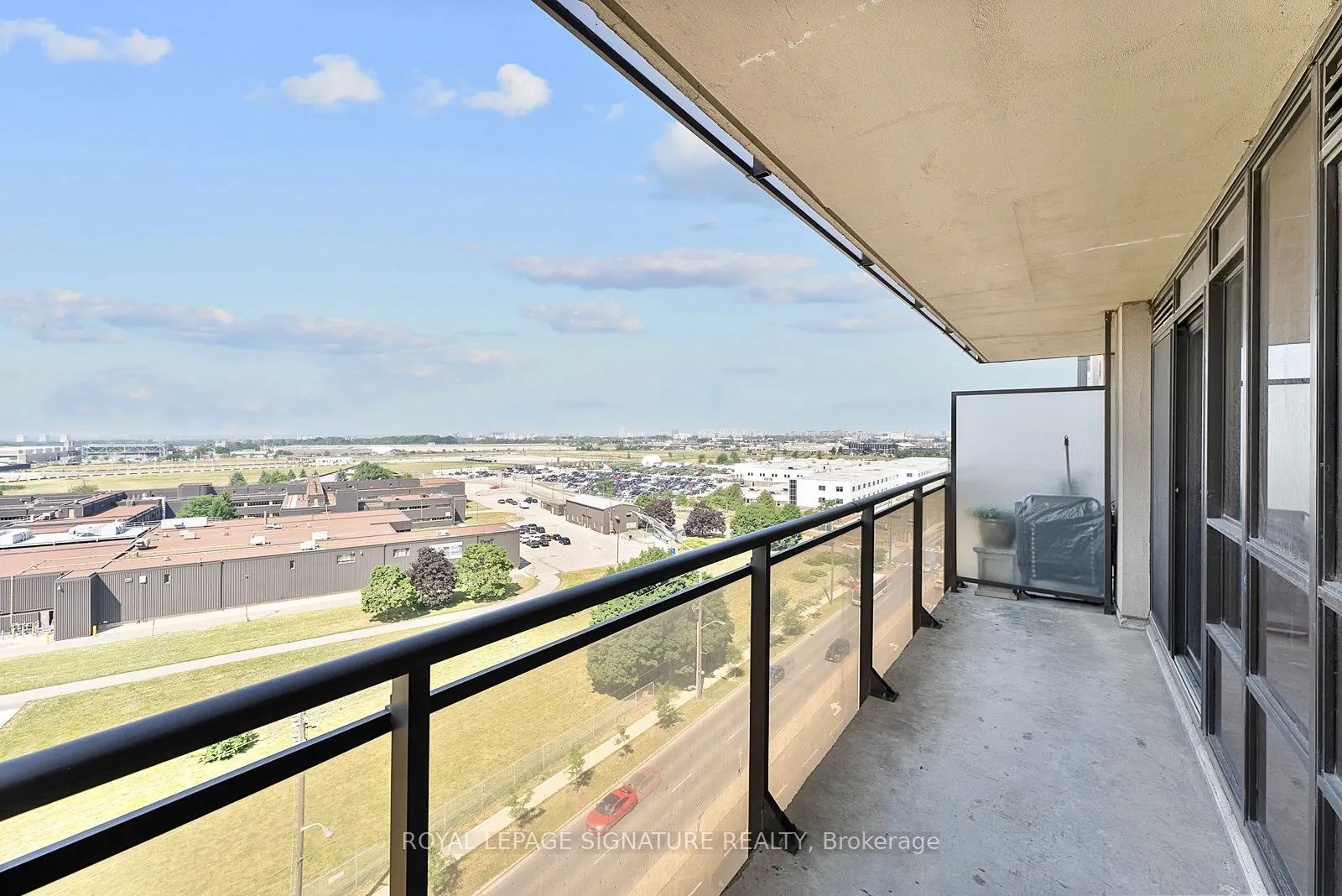 55 De Boers Drive, #1109