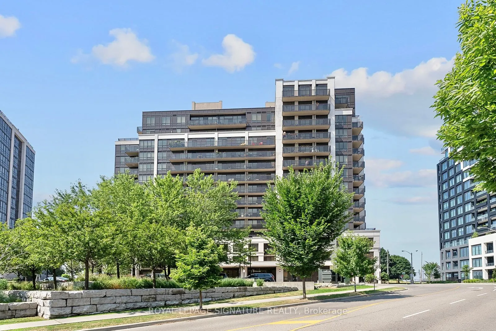 55 De Boers Drive, #1109