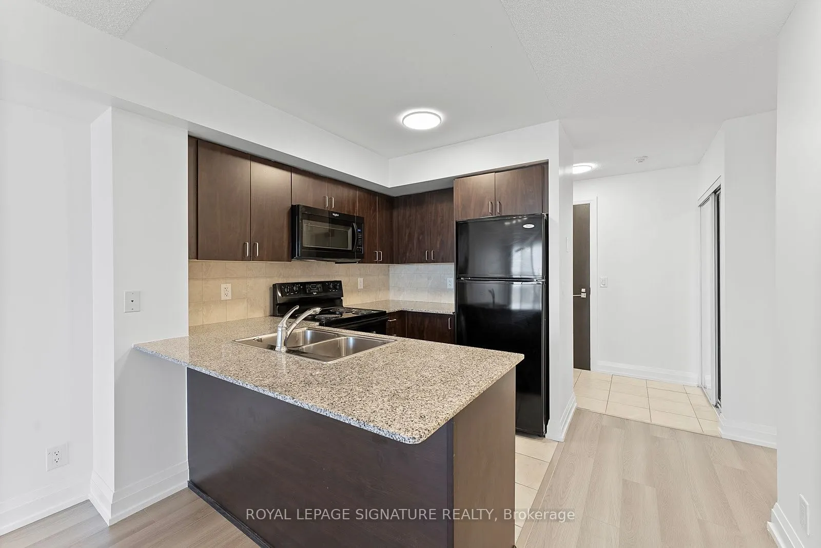 55 De Boers Drive, #1109