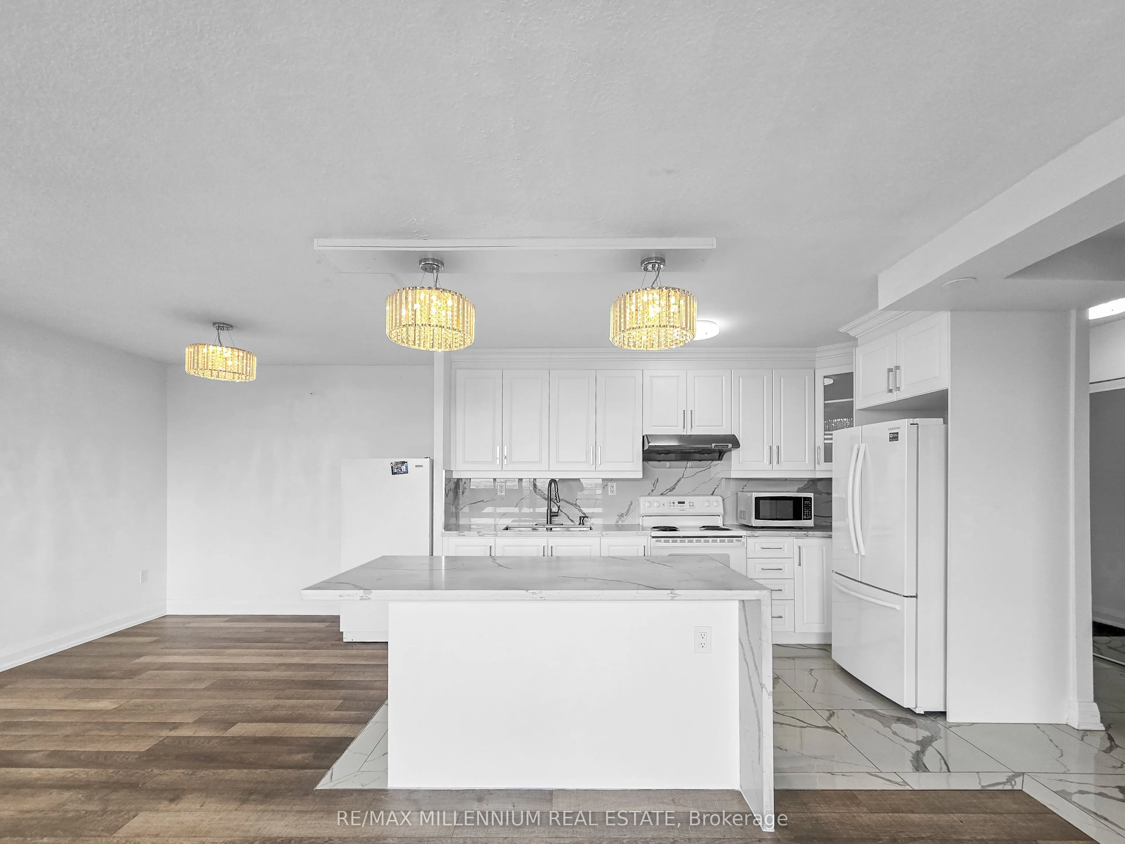 2645 Kipling Avenue, #1807