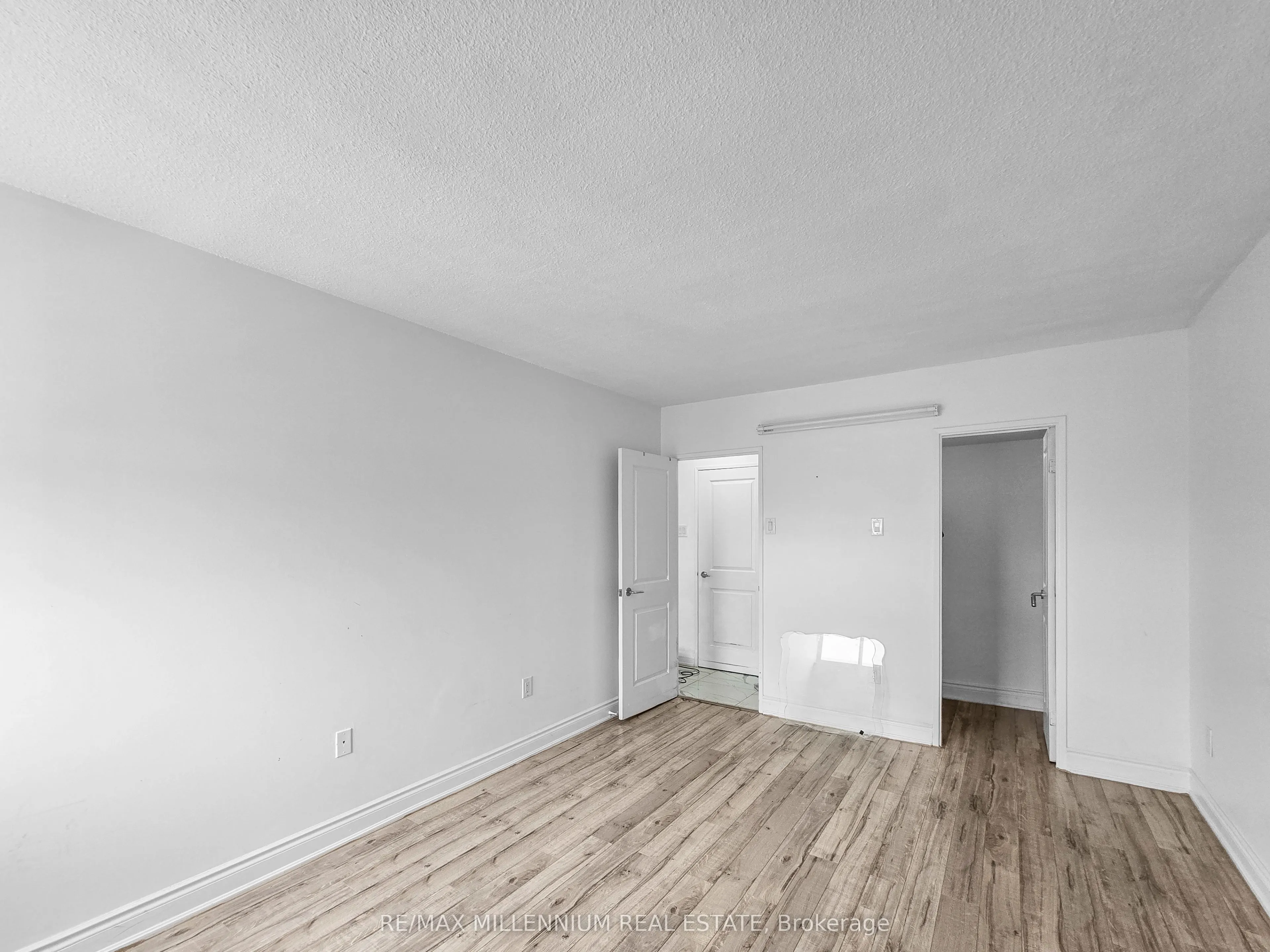 2645 Kipling Avenue, #1807