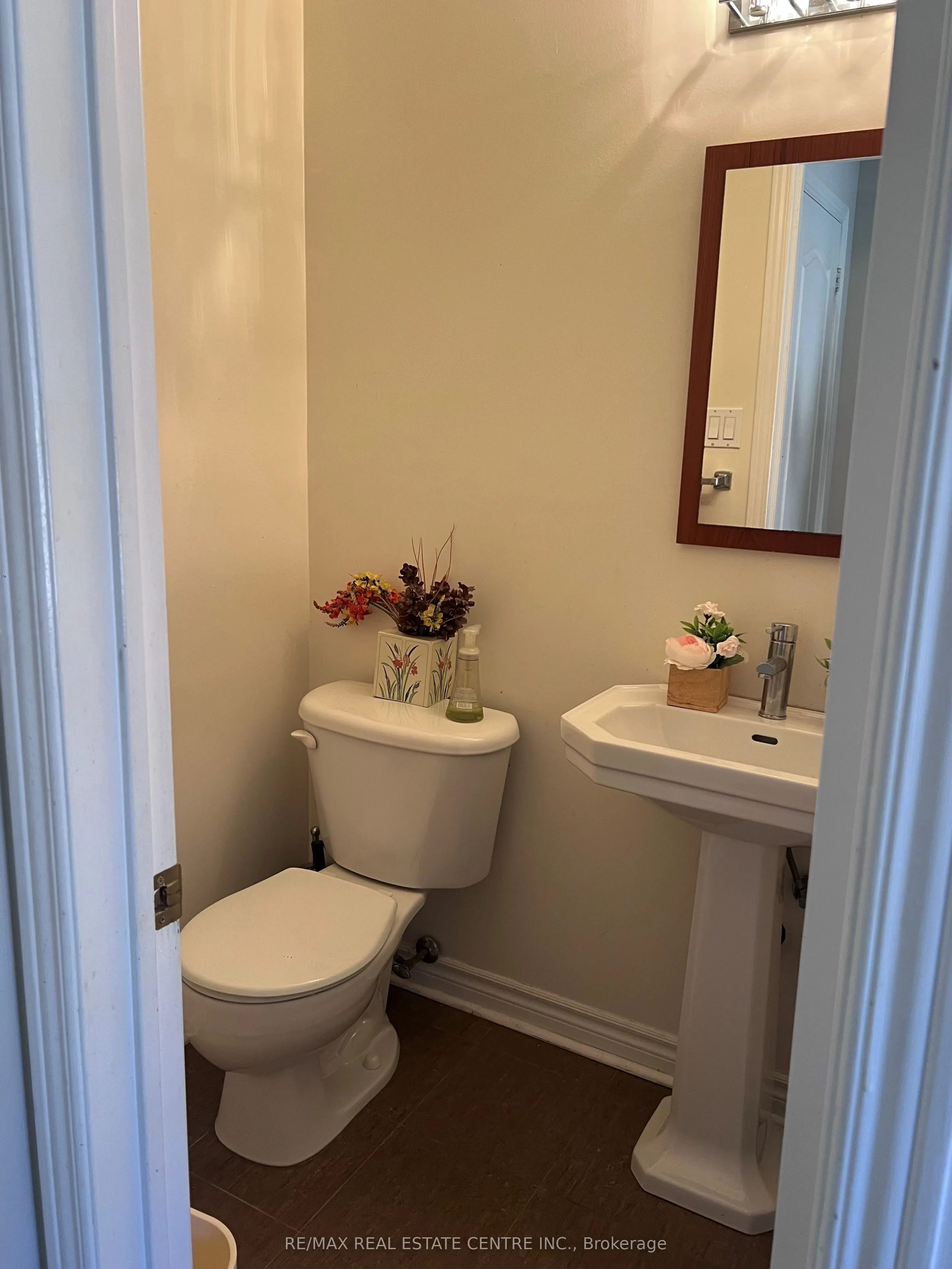 4358 Bacchus Crescent