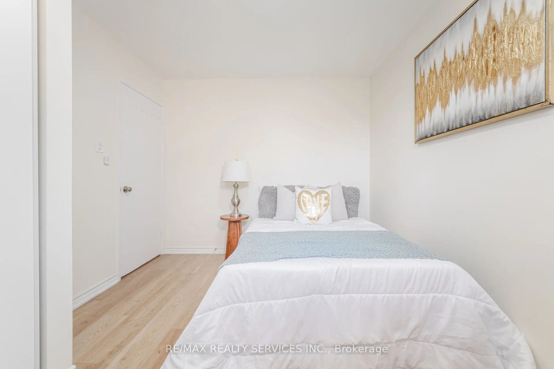 139 Rutherford Road N