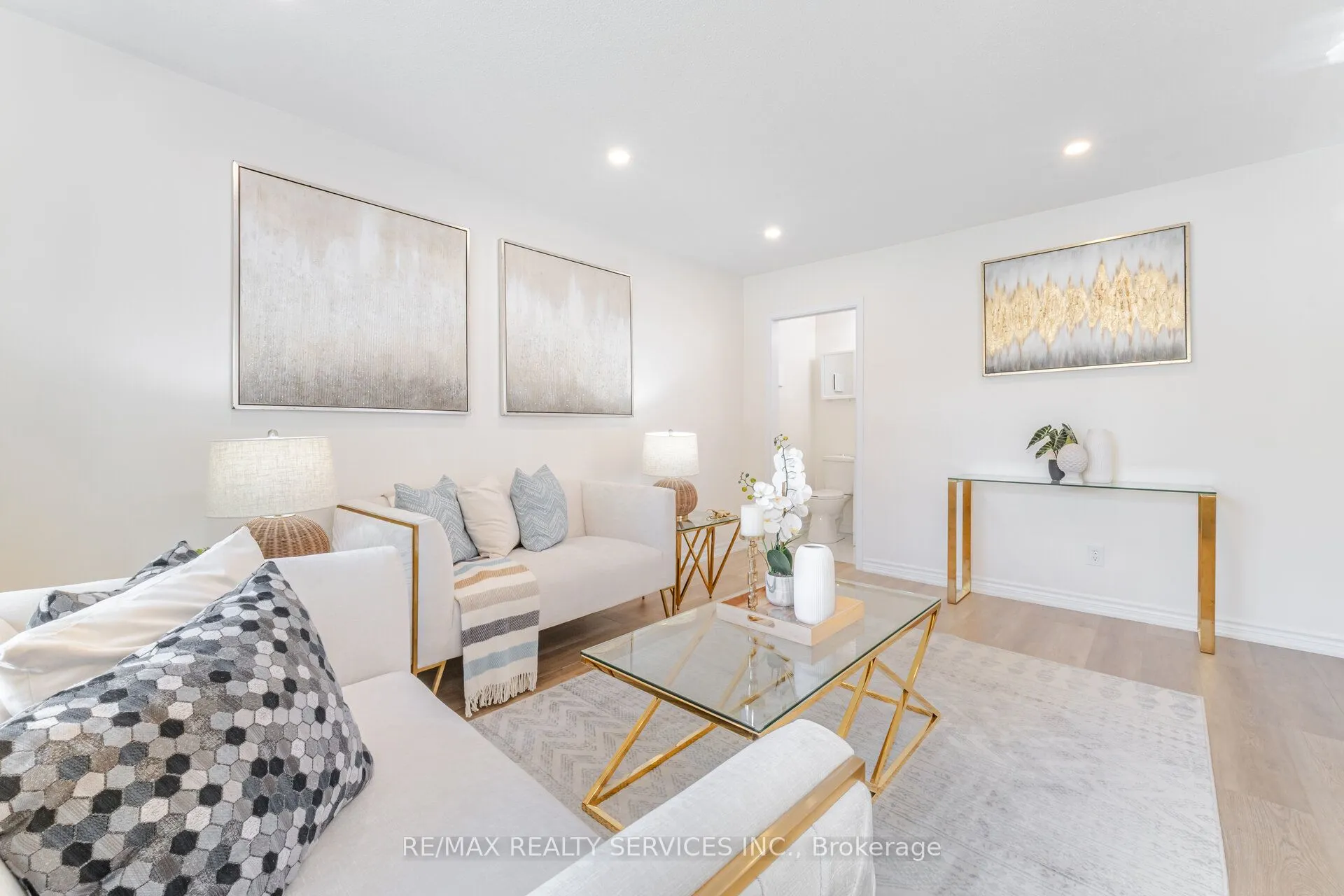 139 Rutherford Road N