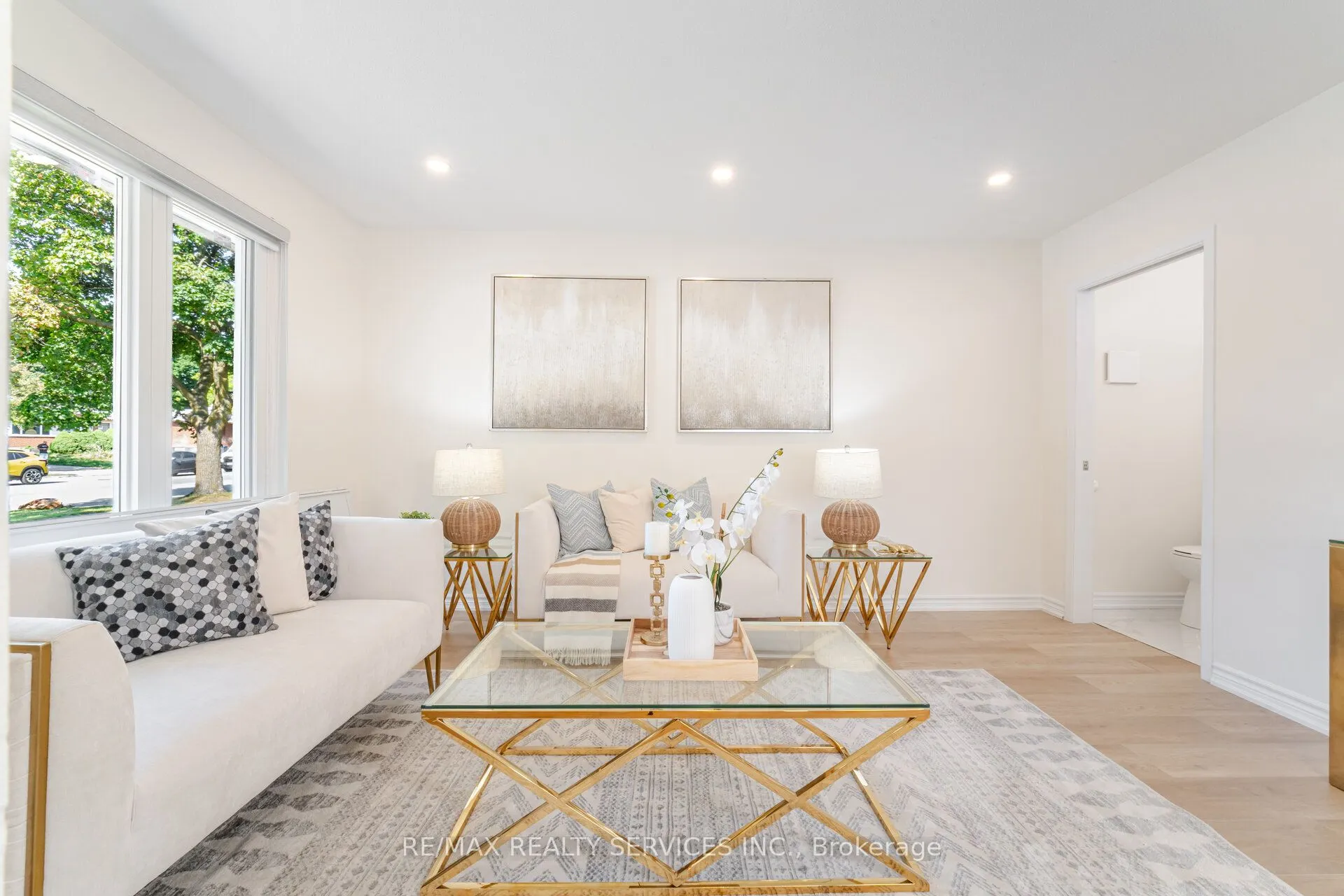 139 Rutherford Road N