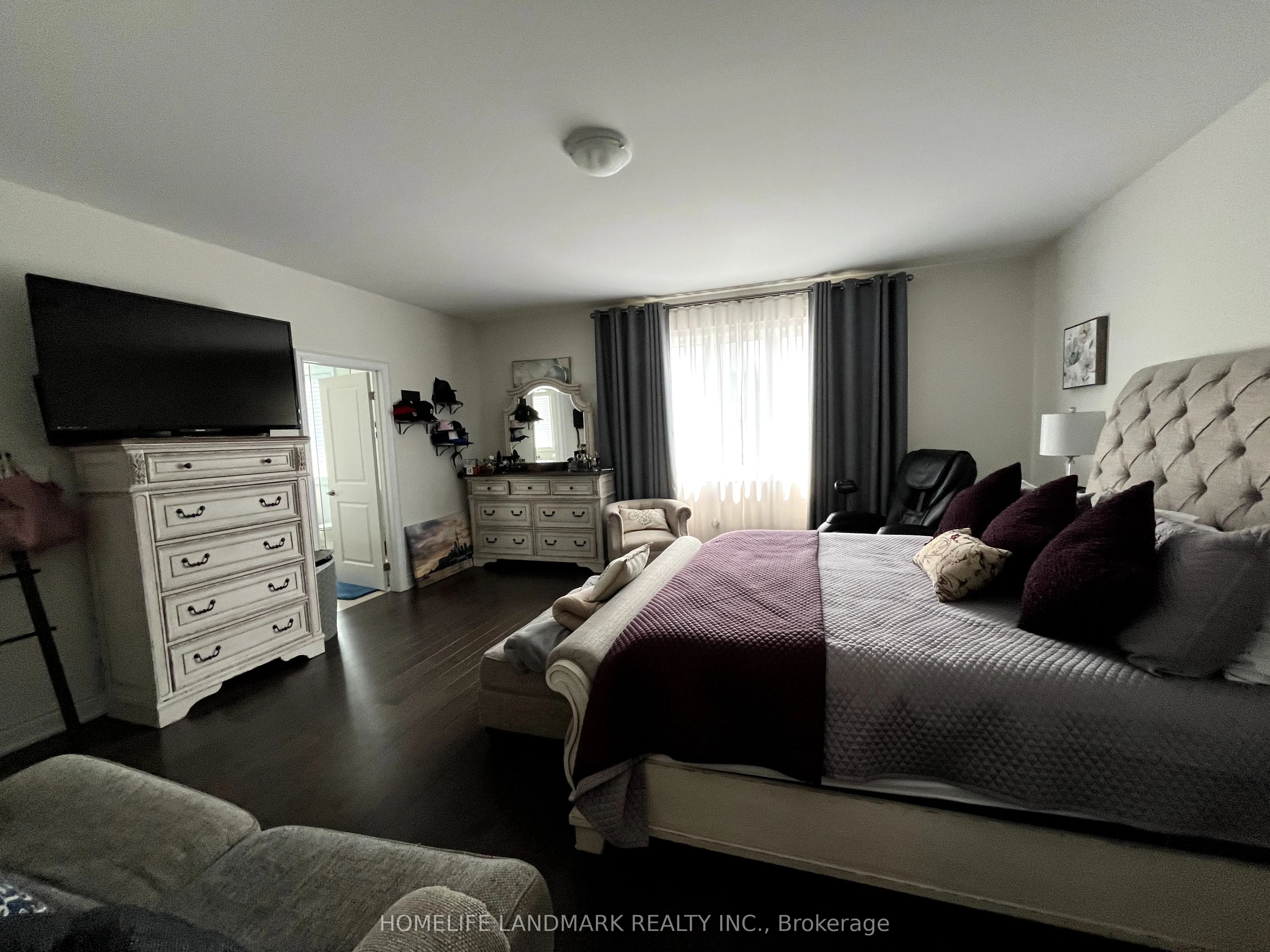 3068 Post Road