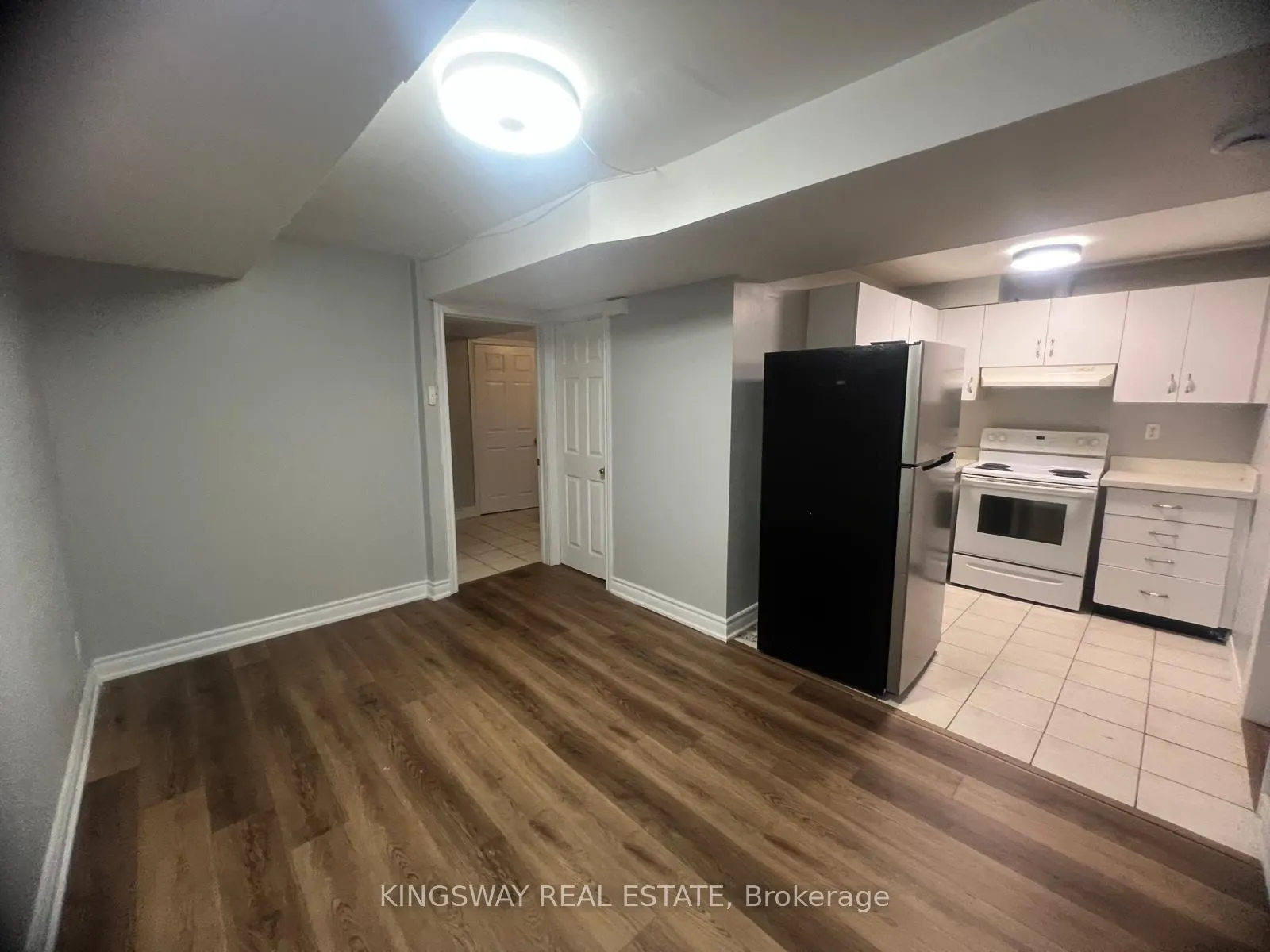 5998 Gant Crescent