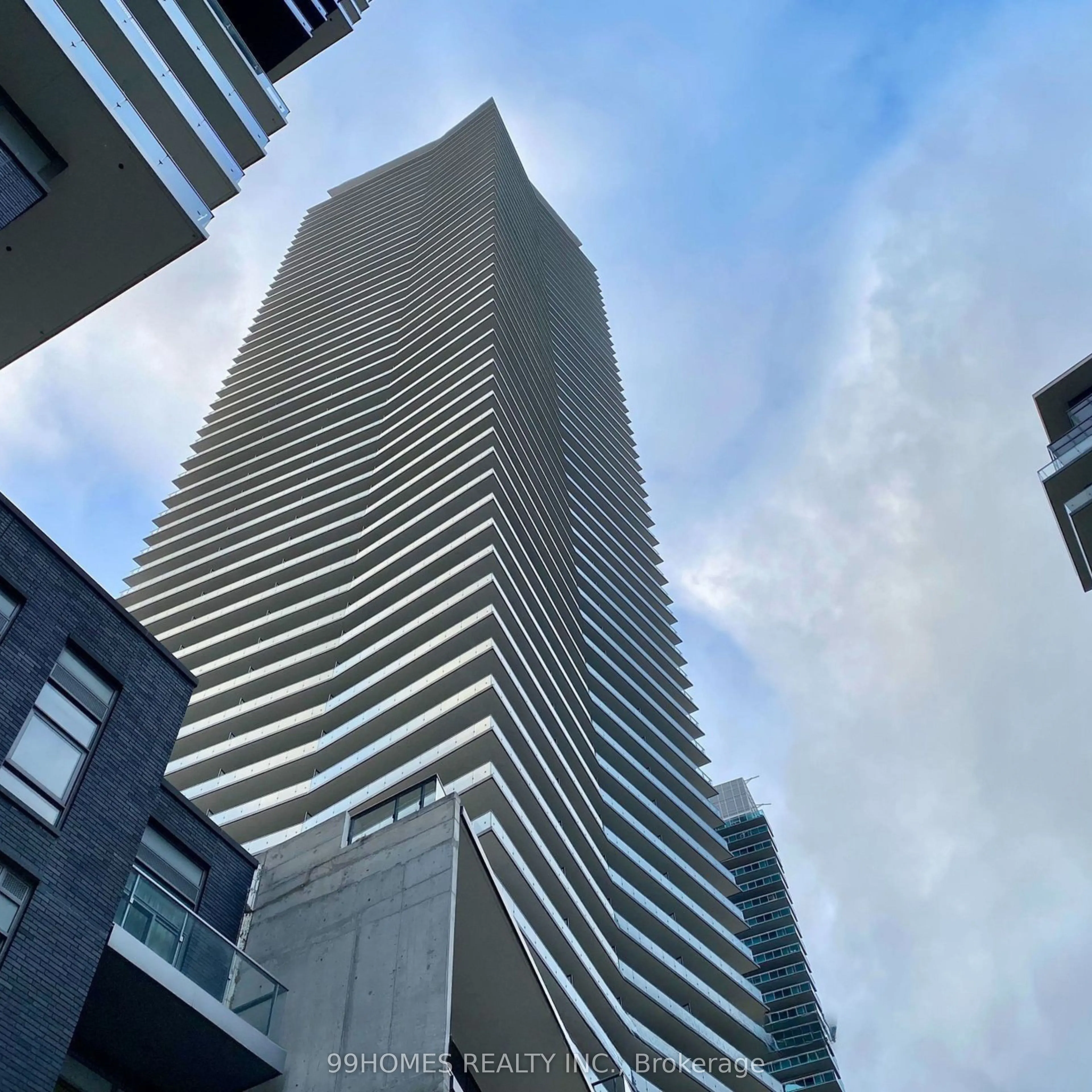 38 Annie Craig Drive, #5109