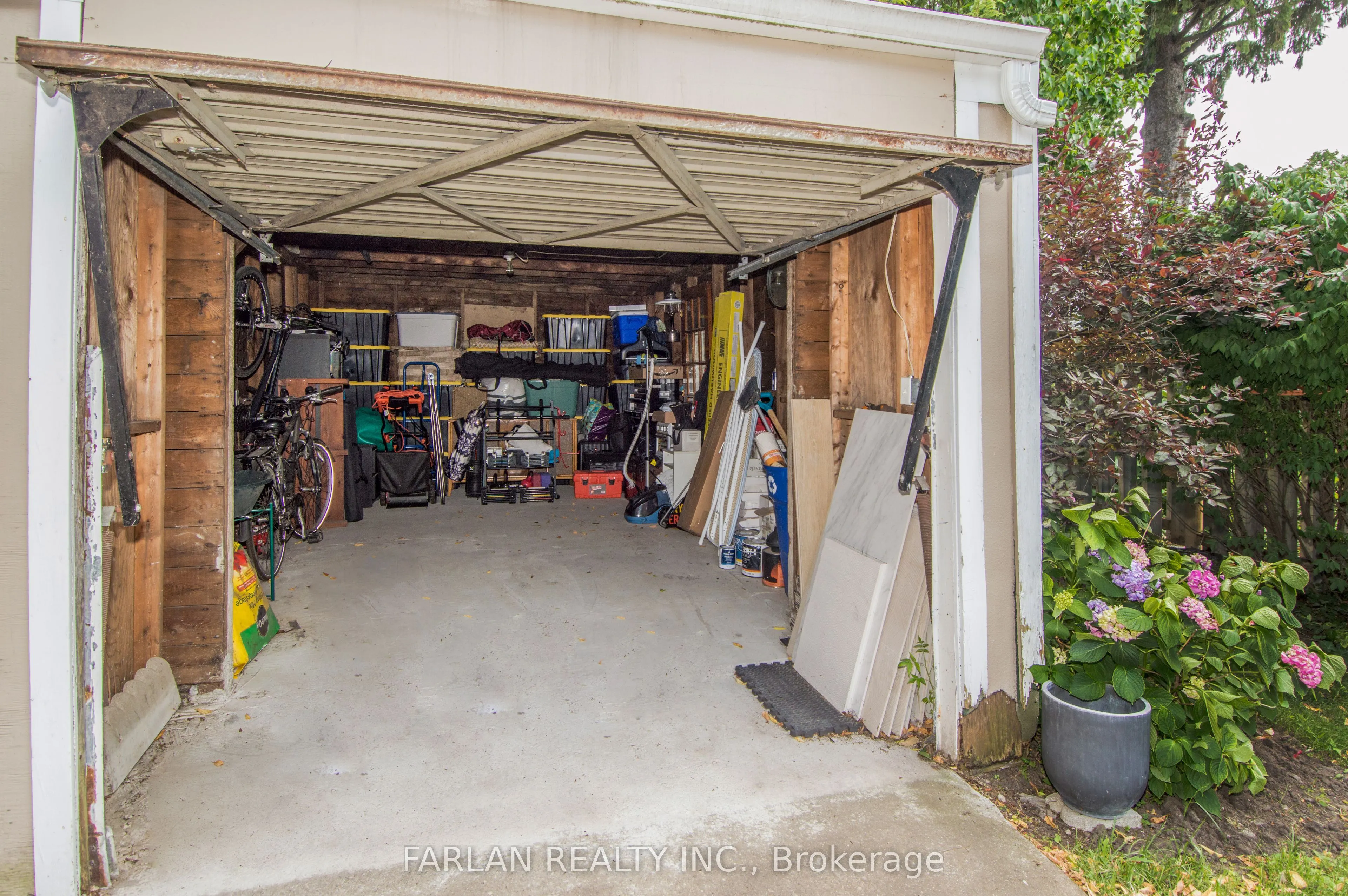 133 Deforest Road