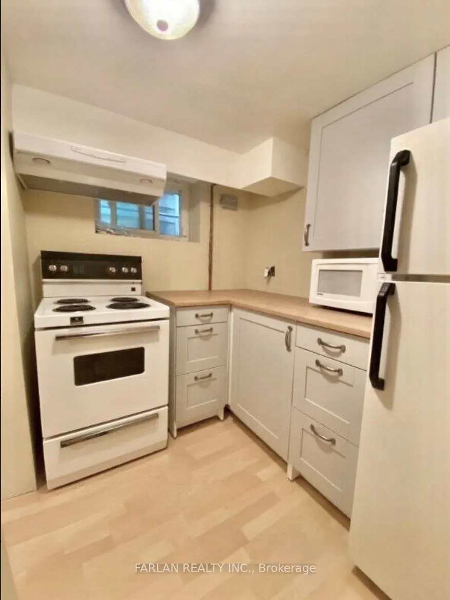 133 Deforest Road