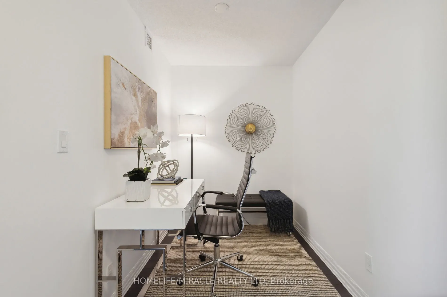 80 Esther Lorrie Drive, #607