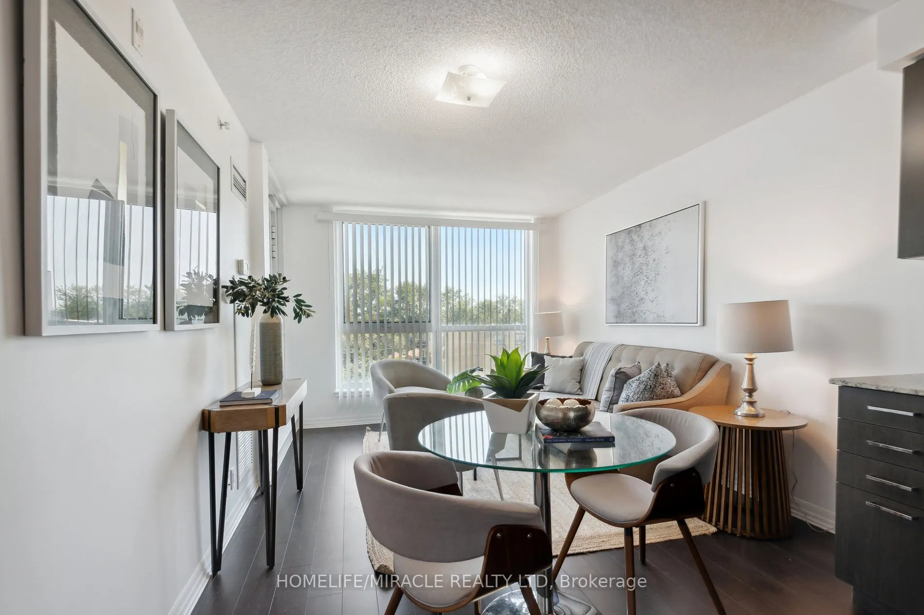 80 Esther Lorrie Drive, #607