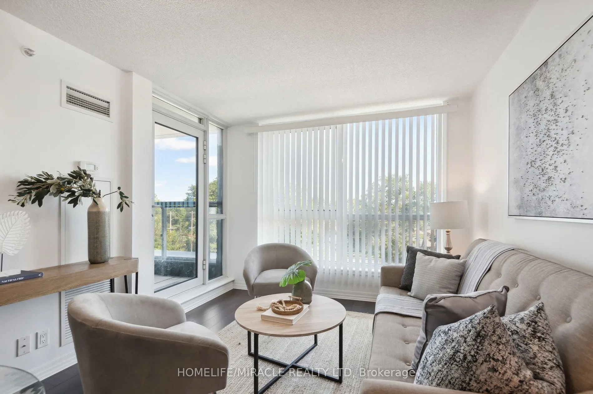 80 Esther Lorrie Drive, #607