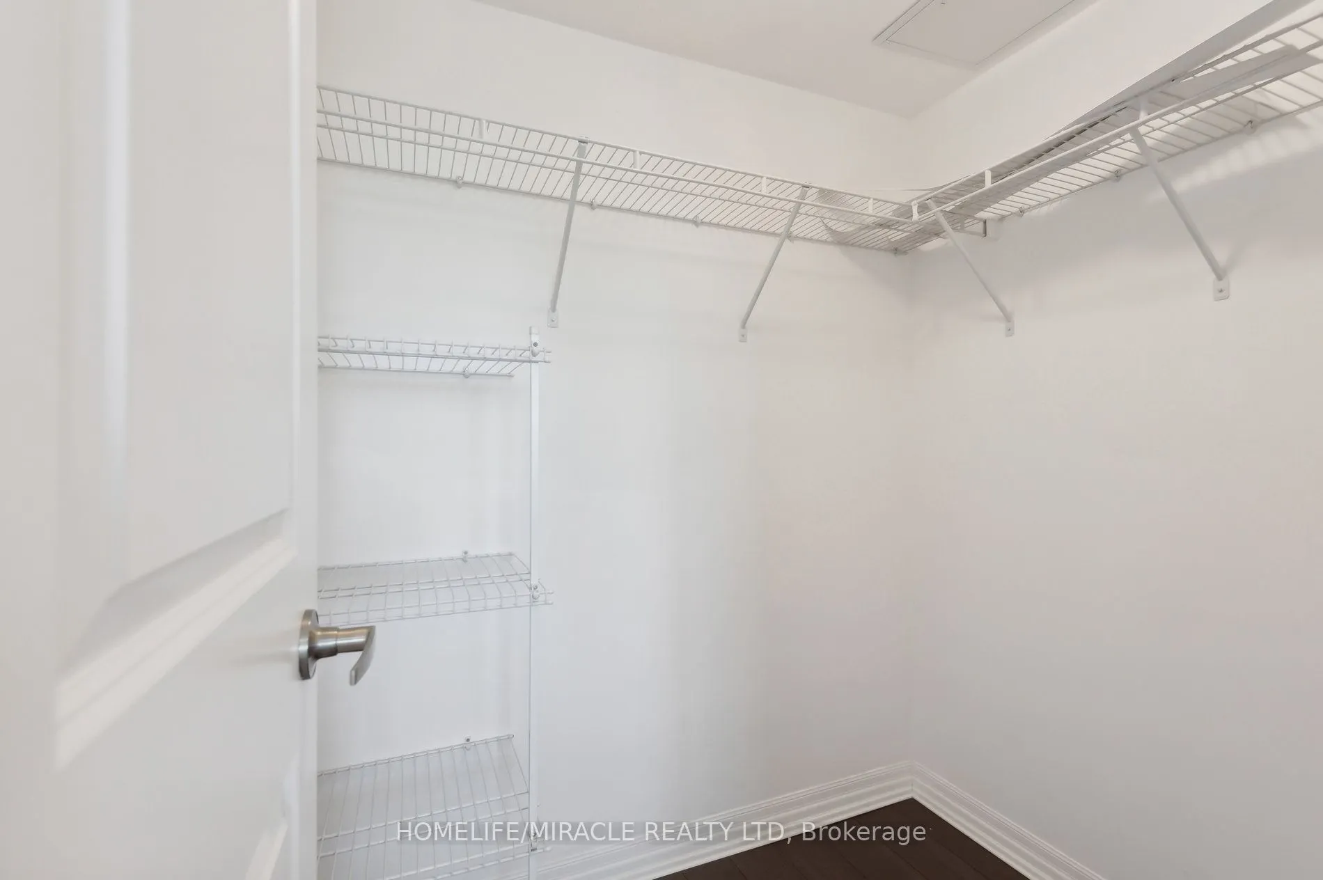 80 Esther Lorrie Drive, #607
