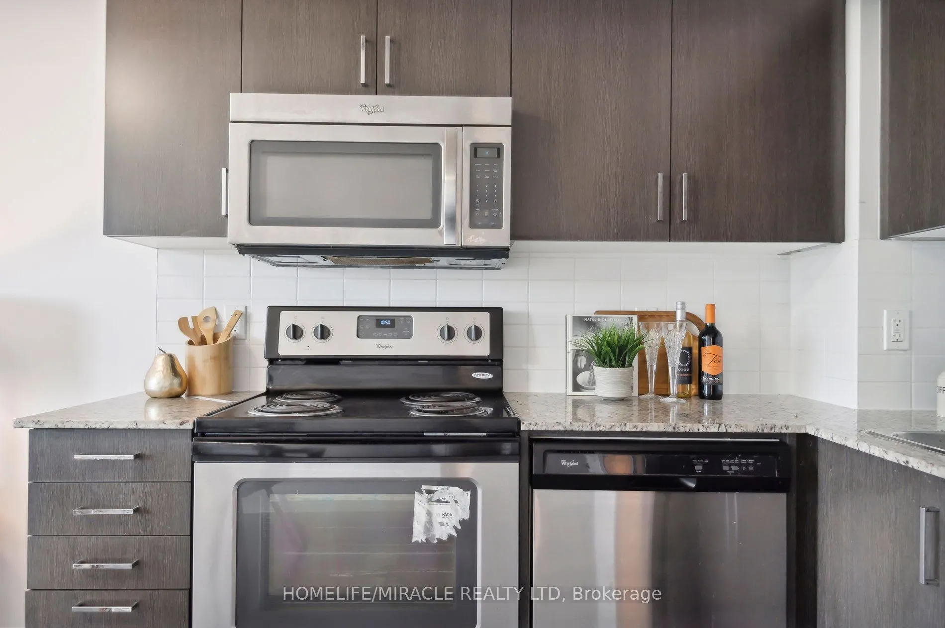 80 Esther Lorrie Drive, #607