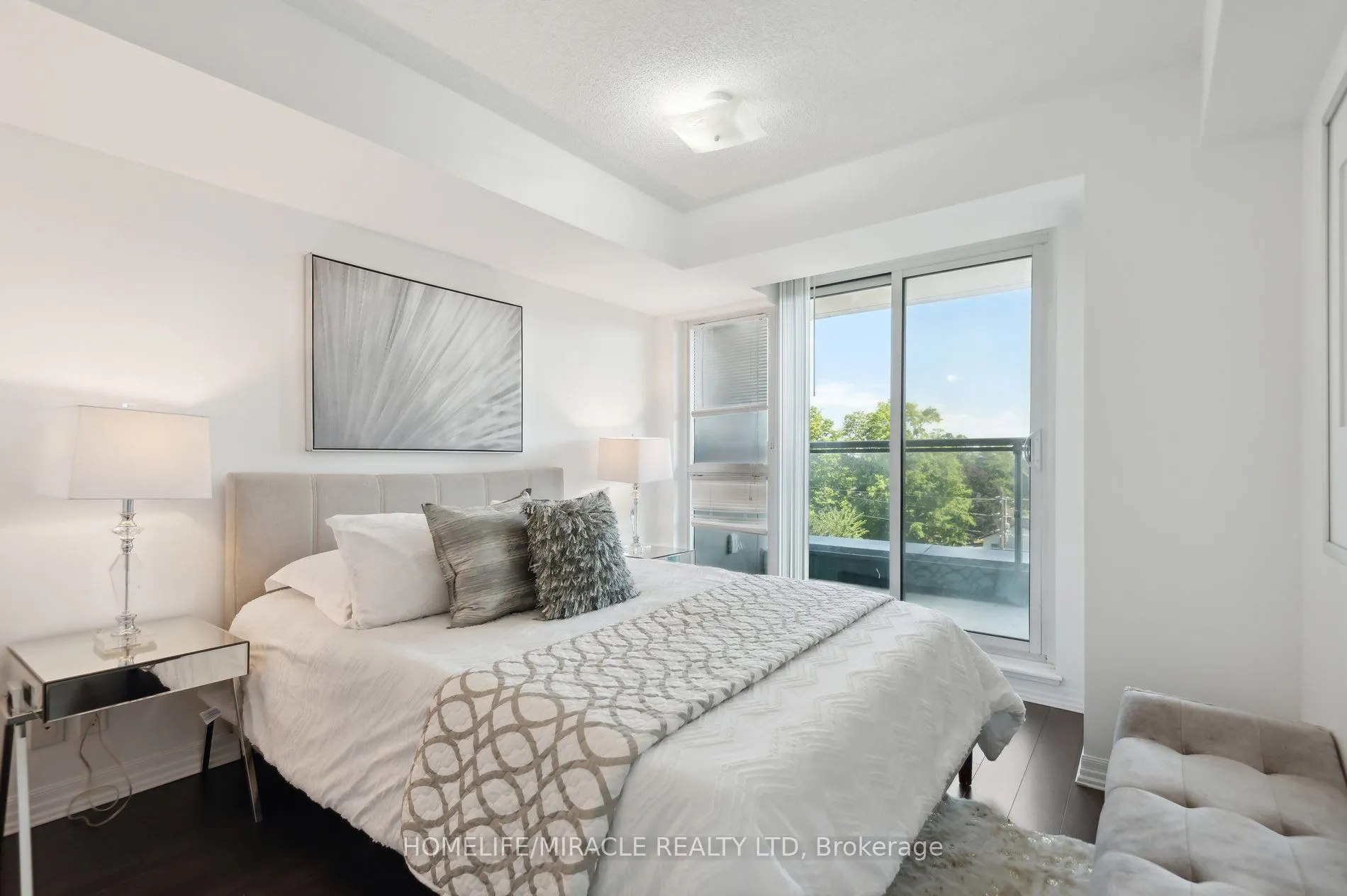 80 Esther Lorrie Drive, #607