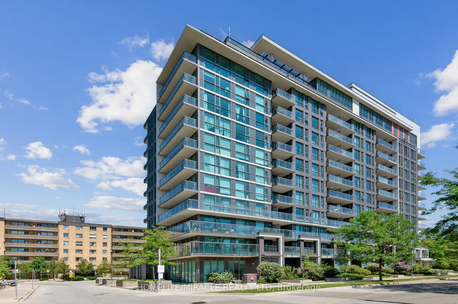 80 Esther Lorrie Drive, #607