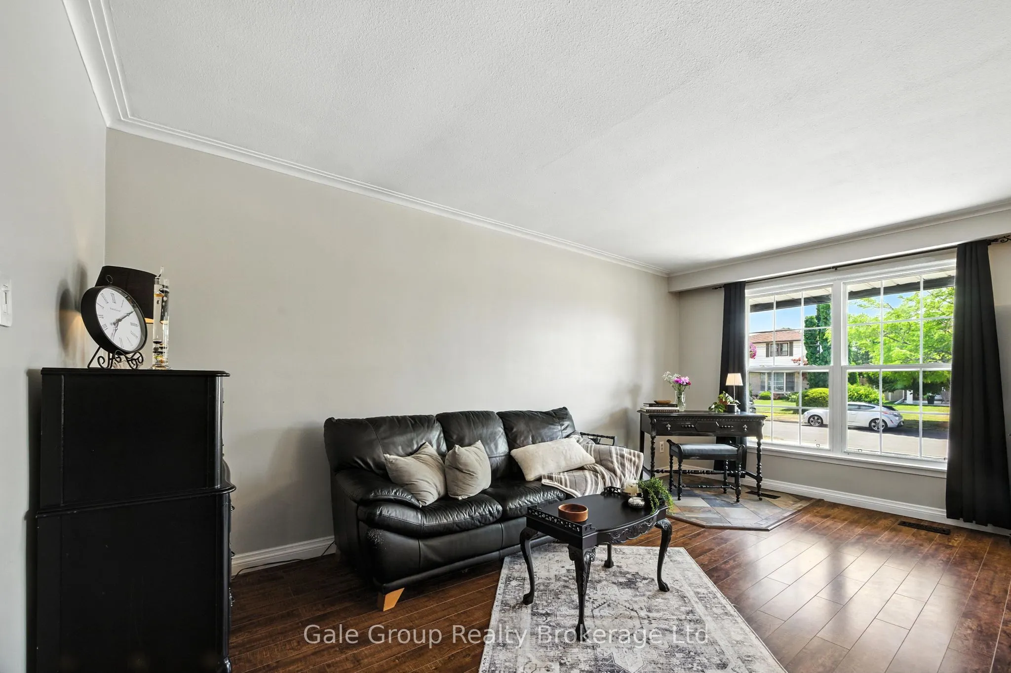 42 Moultrey Crescent