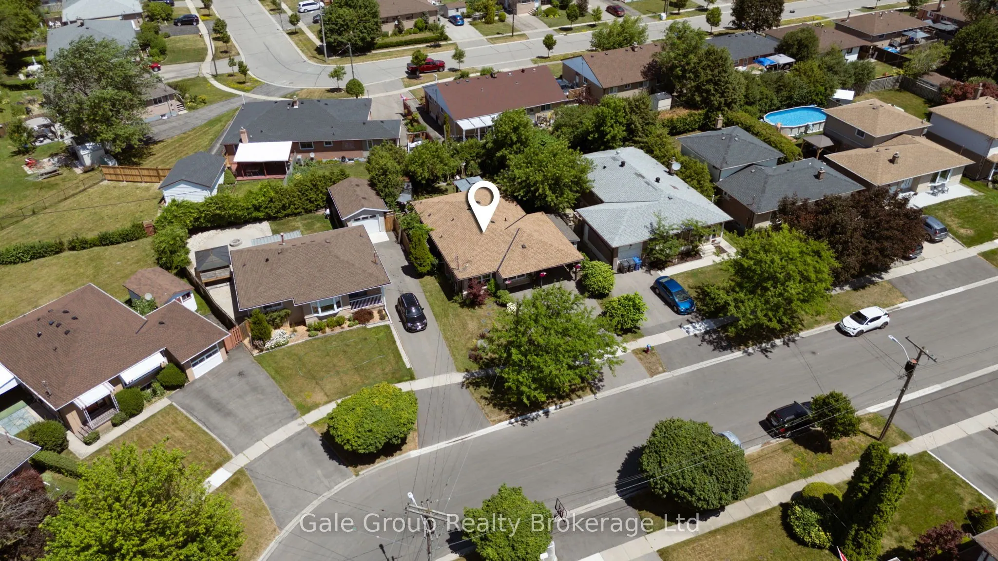 42 Moultrey Crescent