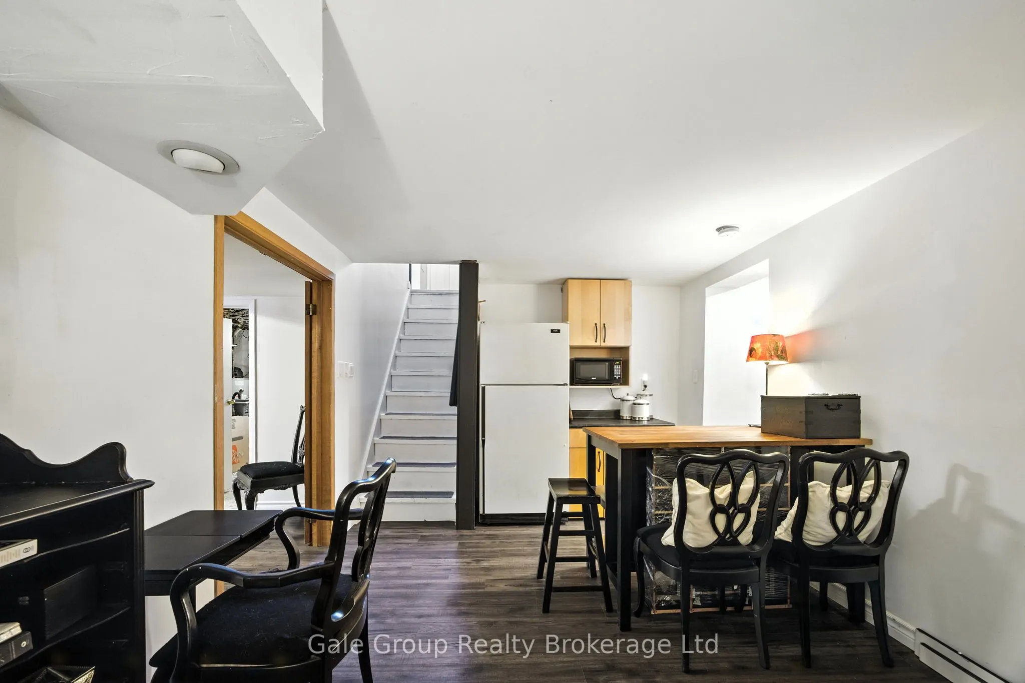 42 Moultrey Crescent
