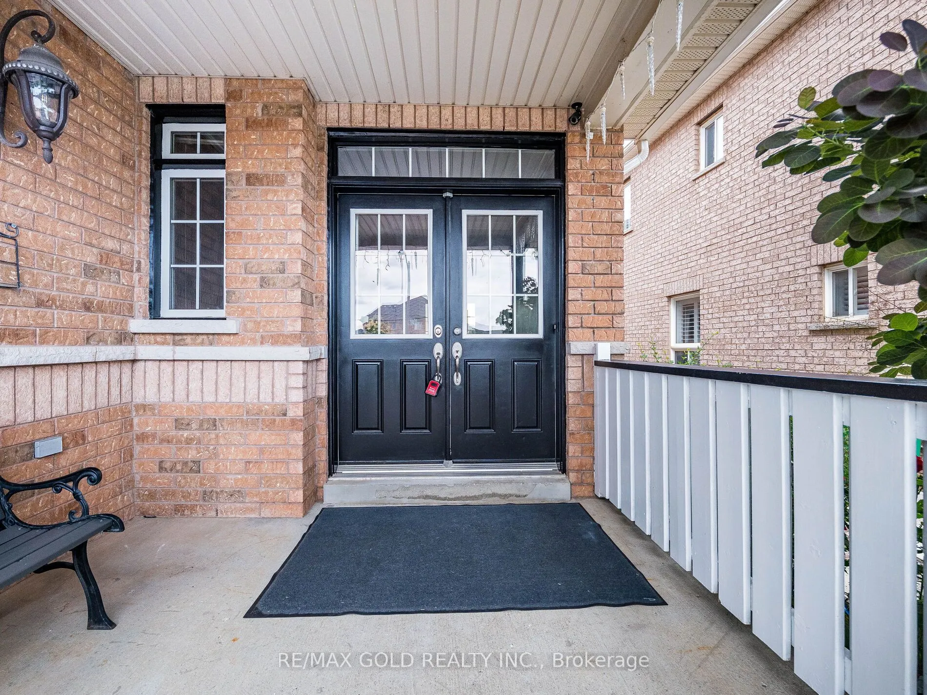 37 Alice Springs Crescent
