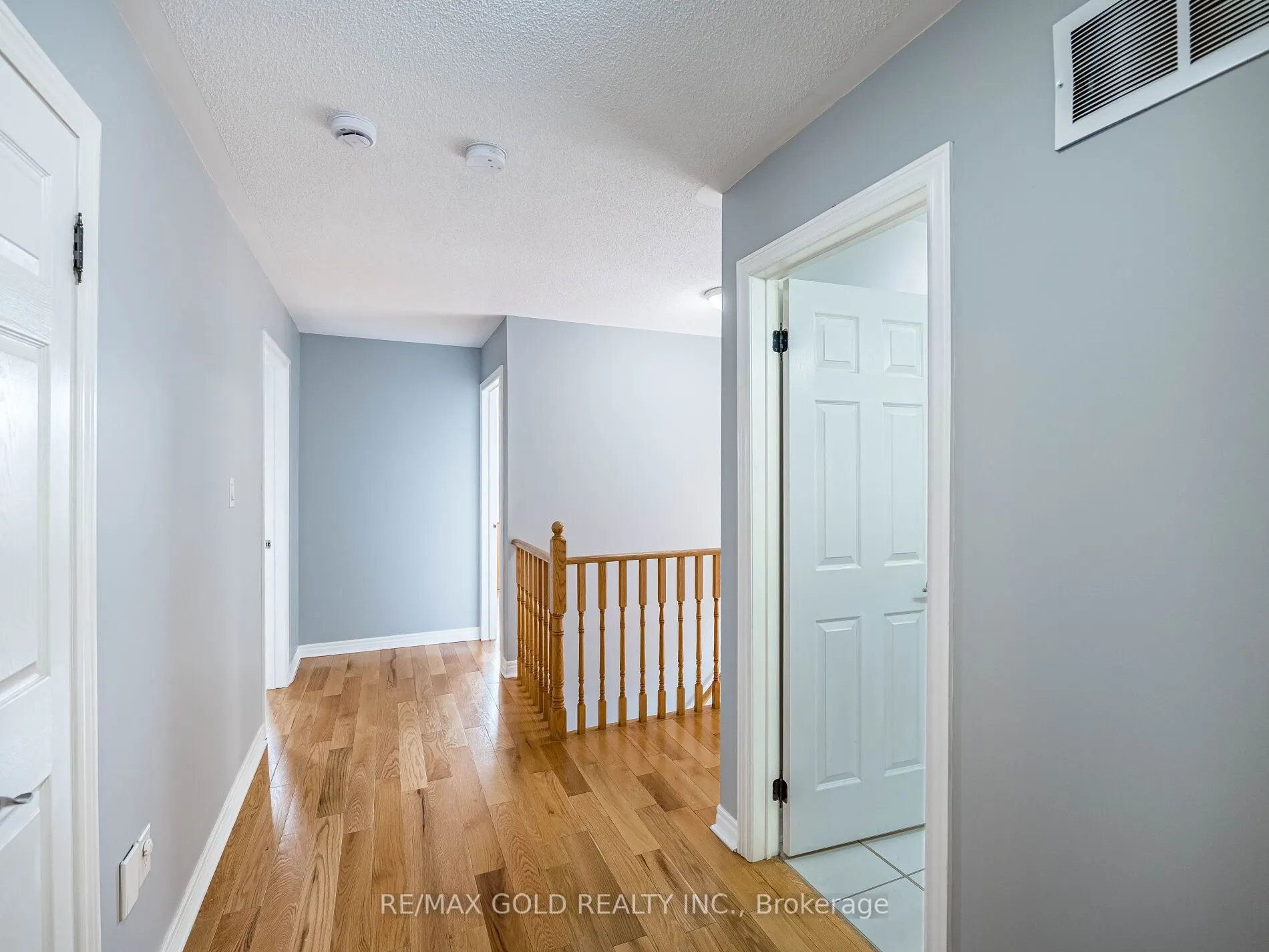 37 Alice Springs Crescent