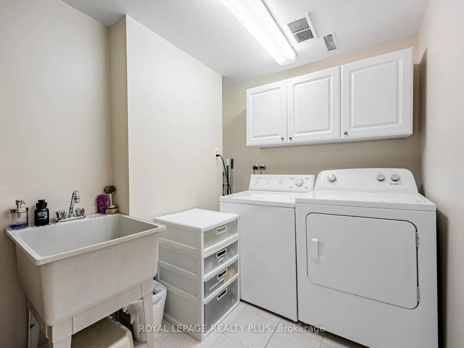 4097 Trapper Crescent
