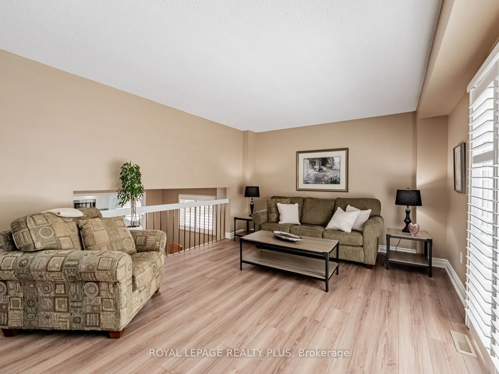 4097 Trapper Crescent
